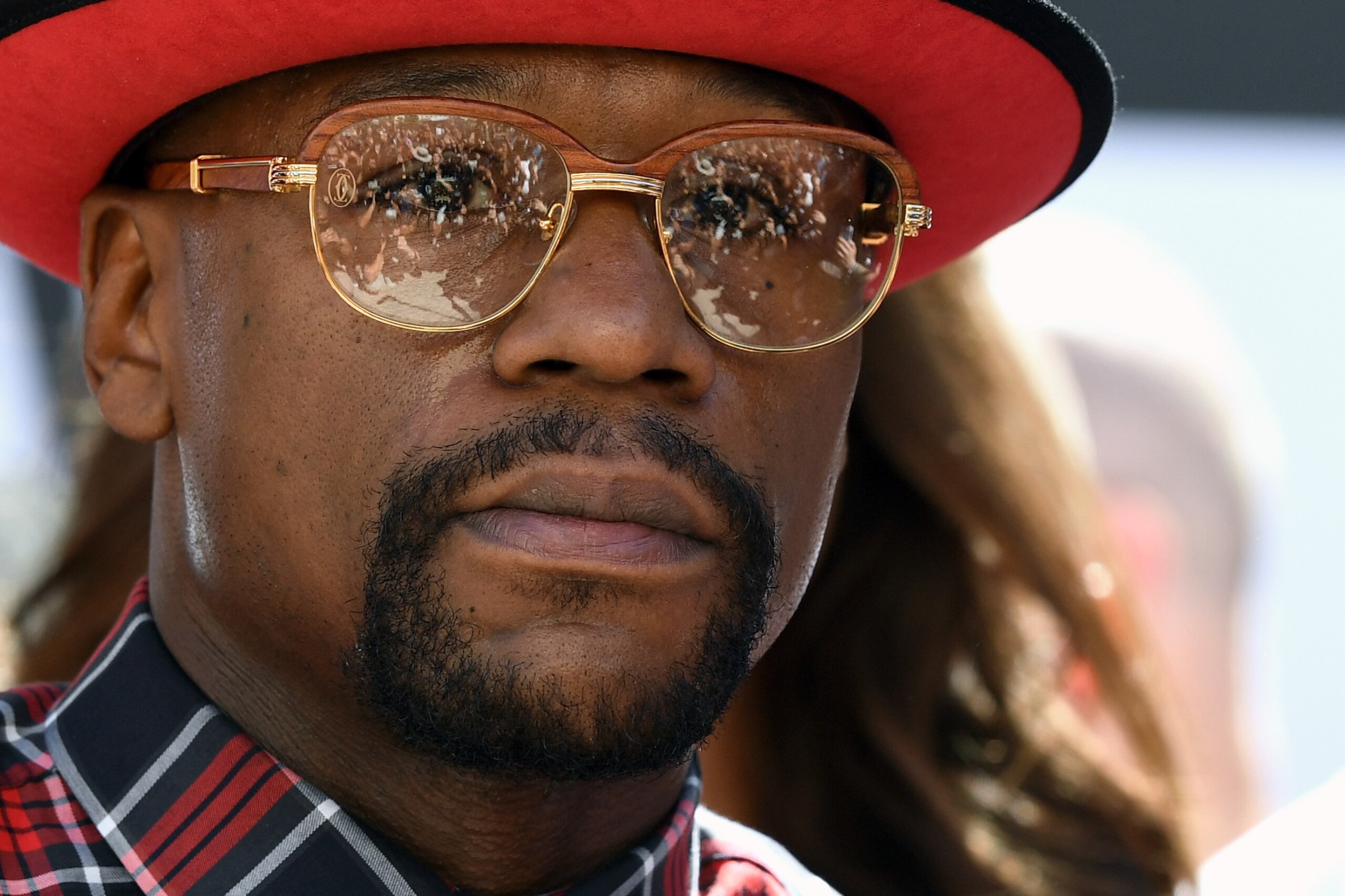 LAS VEGAS, NV - AUGUST 22:  Boxer Floyd Mayweather Jr. arrives at Toshiba Plaza on August 22, 2017 in Las Vegas, Nevada. Mayweather will fight UFC lightweight champion Conor McGregor in a super welterweight boxing match at T-Mobile Arena on August 26 in L