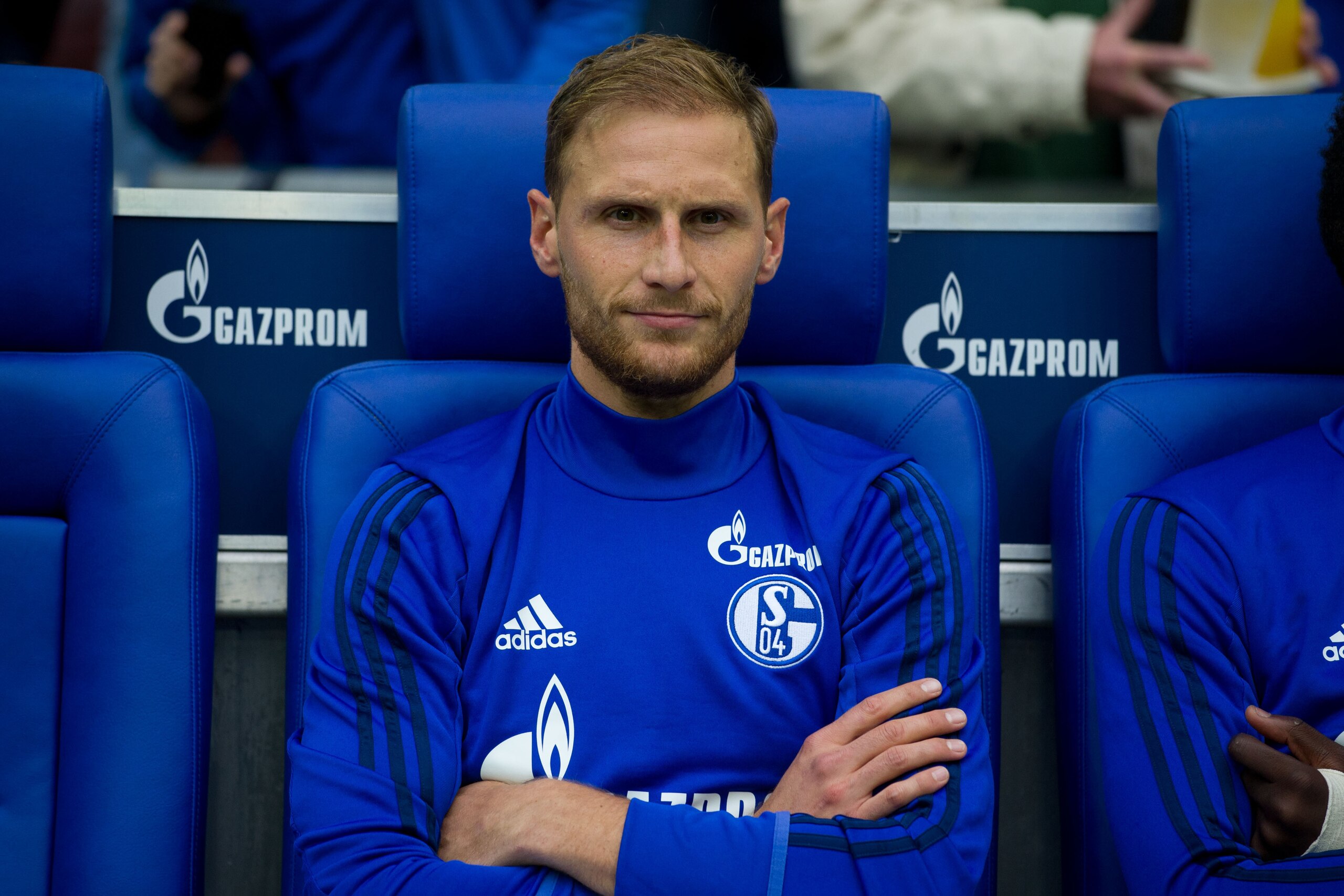 GELSENKIRCHEN, GERMANY - AUGUST 19: Benedikt Hoewedes of Schalke sits on the bench during the Bundesliga match between FC Schalke 04 and RB Leipzig at Veltins-Arena on August 19, 2017 in Gelsenkirchen, Germany. (Photo by TF-Images/TF-Images via Getty Imag