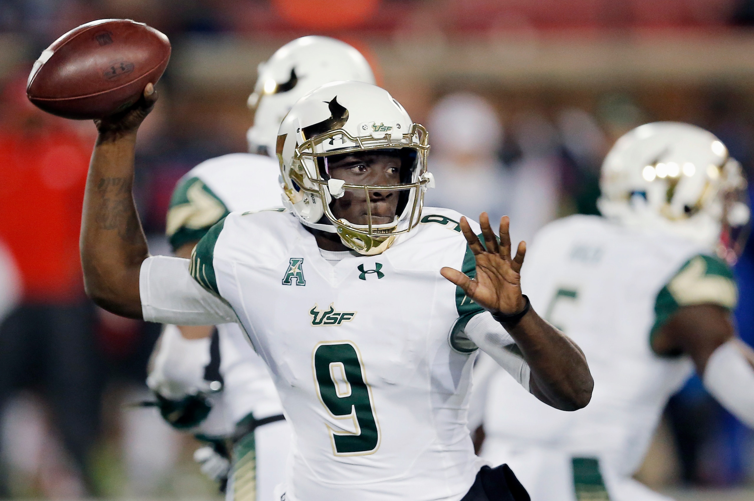 QB Quinton Flowers of South Florida is one of the top senior QBs in the country.