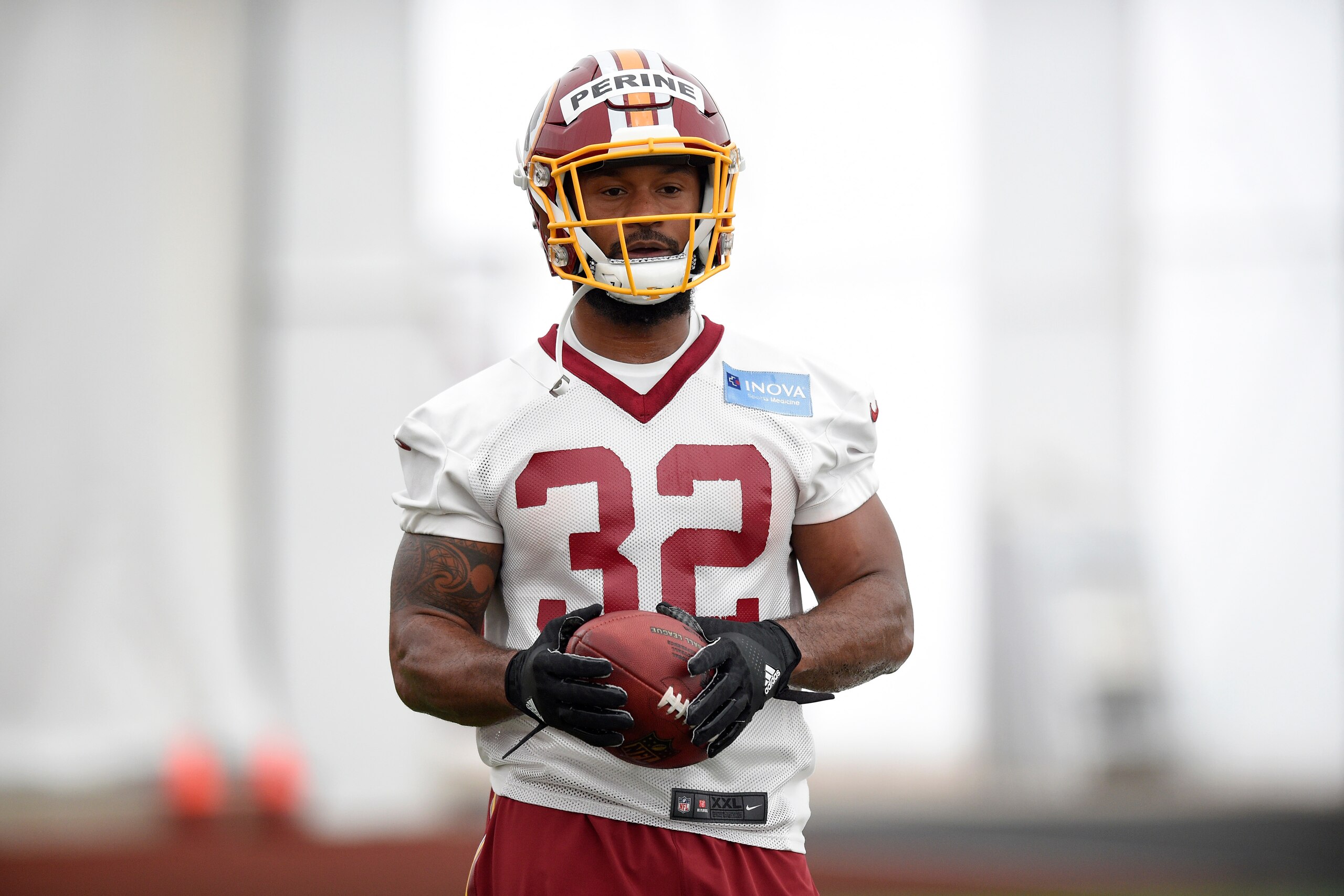 Samaje Perine is falling down draft boards with Rob Kelley lookling like the Week 1 starter.