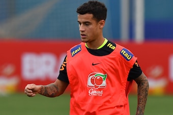 Brazil's team player Philippe Coutinho takes part in a training session at the Gremio team training centre in Porto Alegre, Brazil on August 28, 2017 ahead of their 2018 FIFA Russia World Cup qualifier match against Ecuador on August 31. / AFP PHOTO / NEL Brazil's team player Philippe Coutinho takes part in a training session at the Gremio team training centre in Porto Alegre, Brazil on August 28, 2017 ahead of their 2018 FIFA Russia World Cup qualifier match against Ecuador on August 31. / AFP PHOTO / NEL