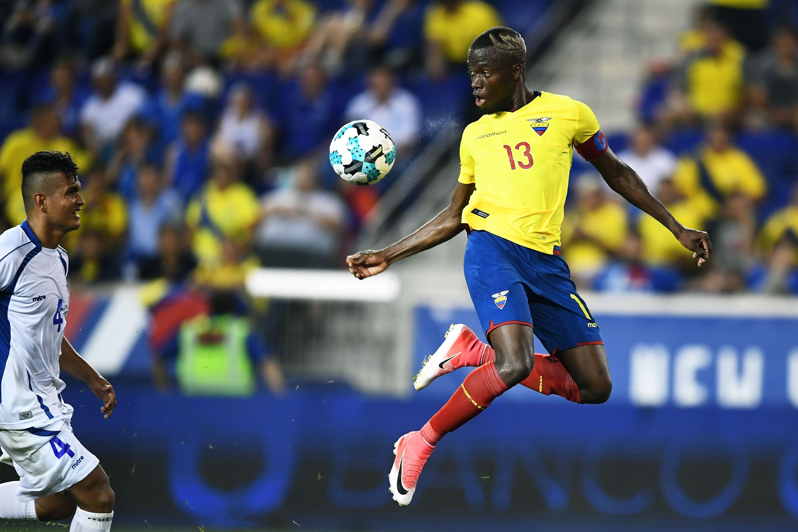 Ecuador's forward Enner Valencia (R) and El Salvador's defender Henry Romero vie for the ball during their international friendly match at the Red Bull Arena in Harrison, New Jersey, on June 13, 2017. 
Ecuador defeated El Salvador 3-0.  / AFP PHOTO / Jewe