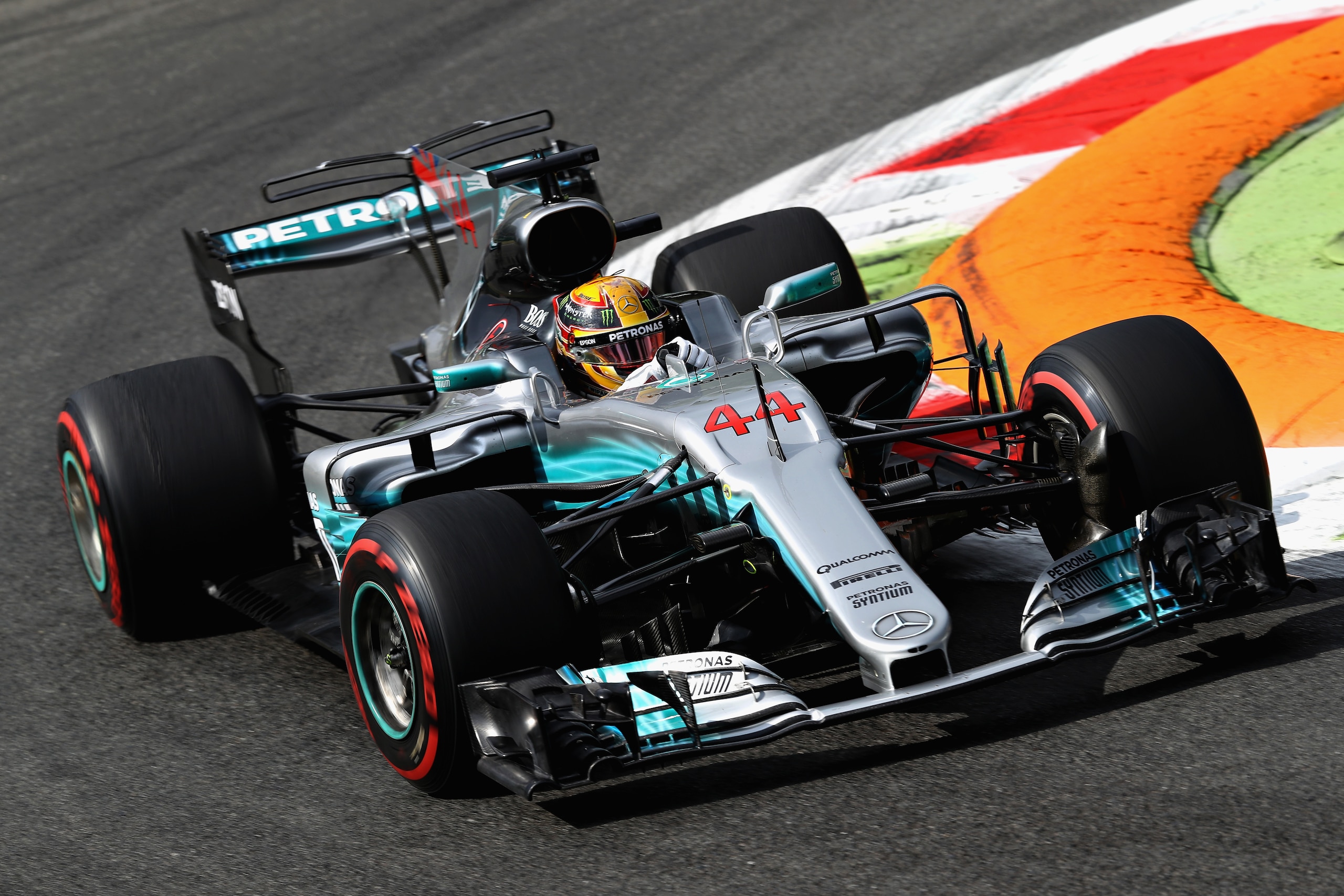 MONZA, ITALY - SEPTEMBER 01:  Lewis Hamilton of Great Britain driving the (44) Mercedes AMG Petronas F1 Team Mercedes F1 WO8 on track during practice for the Formula One Grand Prix of Italy at Autodromo di Monza on September 1, 2017 in Monza, Italy.  (Pho