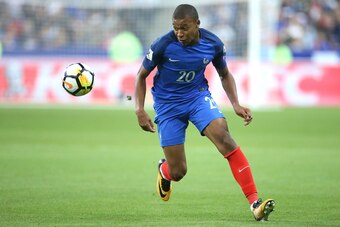 PARIS, FRANCE - AUGUST 31: Kylian Mbappe of France during the FIFA 2018 World Cup Qualifier between France and the Netherlands at Stade de France on August 31, 2017 in Saint-Denis near Paris, France. (Photo by Jean Catuffe/Getty Images)