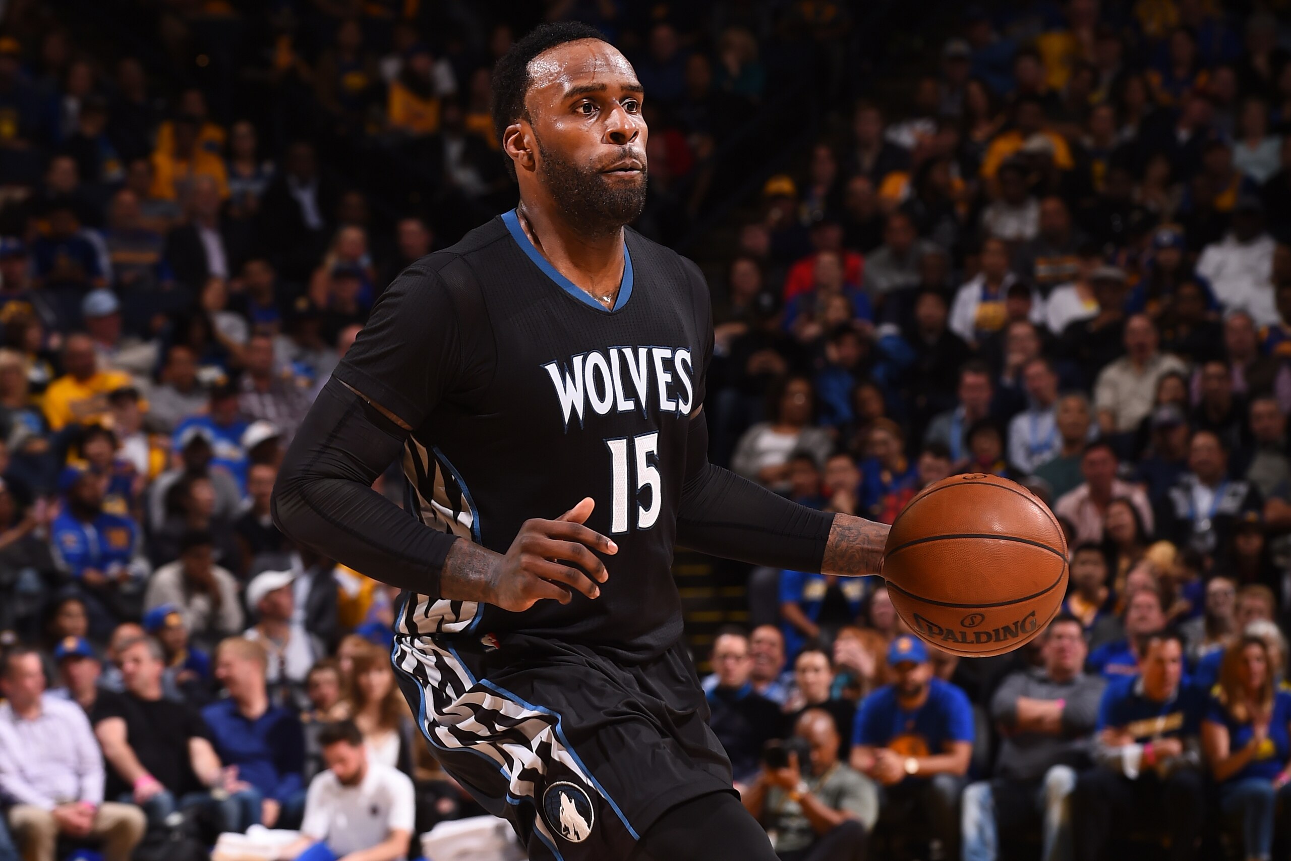OAKLAND, CA - APRIL 4:  Shabazz Muhammad #15 of the Minnesota Timberwolves handles the ball during a game against the Golden State Warriors on April 4, 2017 at ORACLE Arena in Oakland, California. NOTE TO USER: User expressly acknowledges and agrees that,