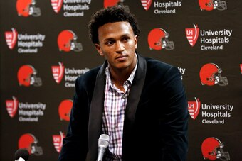 TAMPA, FL - AUGUST 26: Quarterback DeShone Kizer #7 of the Cleveland Browns talk to the media during the press conference after the game against the Tampa Bay Buccaneers at Raymond James Stadium on August 26, 2017 in Tampa, Florida. The Browns defeated th