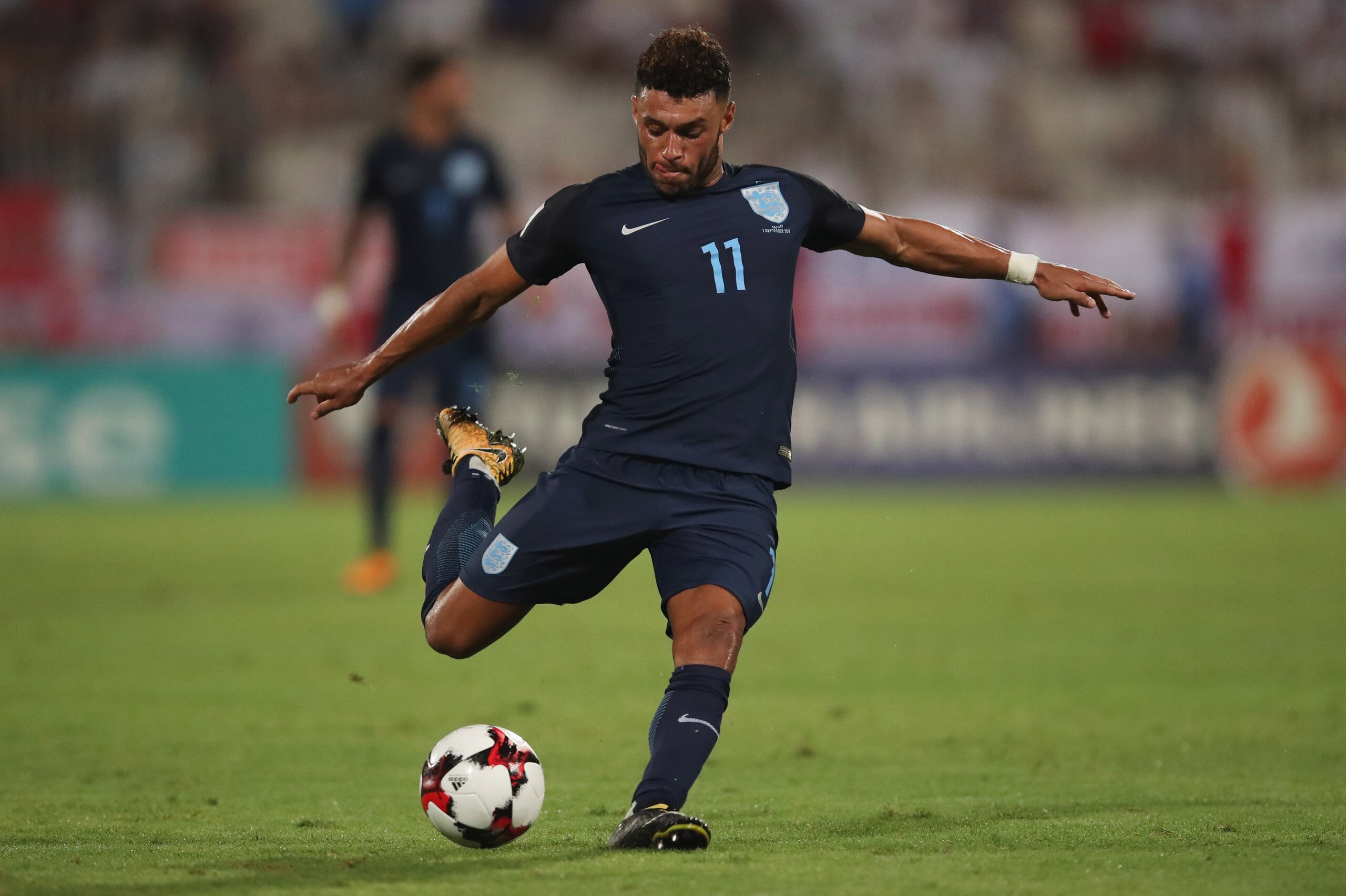 VALLETTA, MALTA - SEPTEMBER 01:  Alex Oxlade-Chamberlain of England in action during the FIFA 2018 World Cup Qualifier between Malta and England at Ta'Qali National Stadium on September 1, 2017 in Valletta, Malta.  (Photo by Julian Finney/Getty Images)