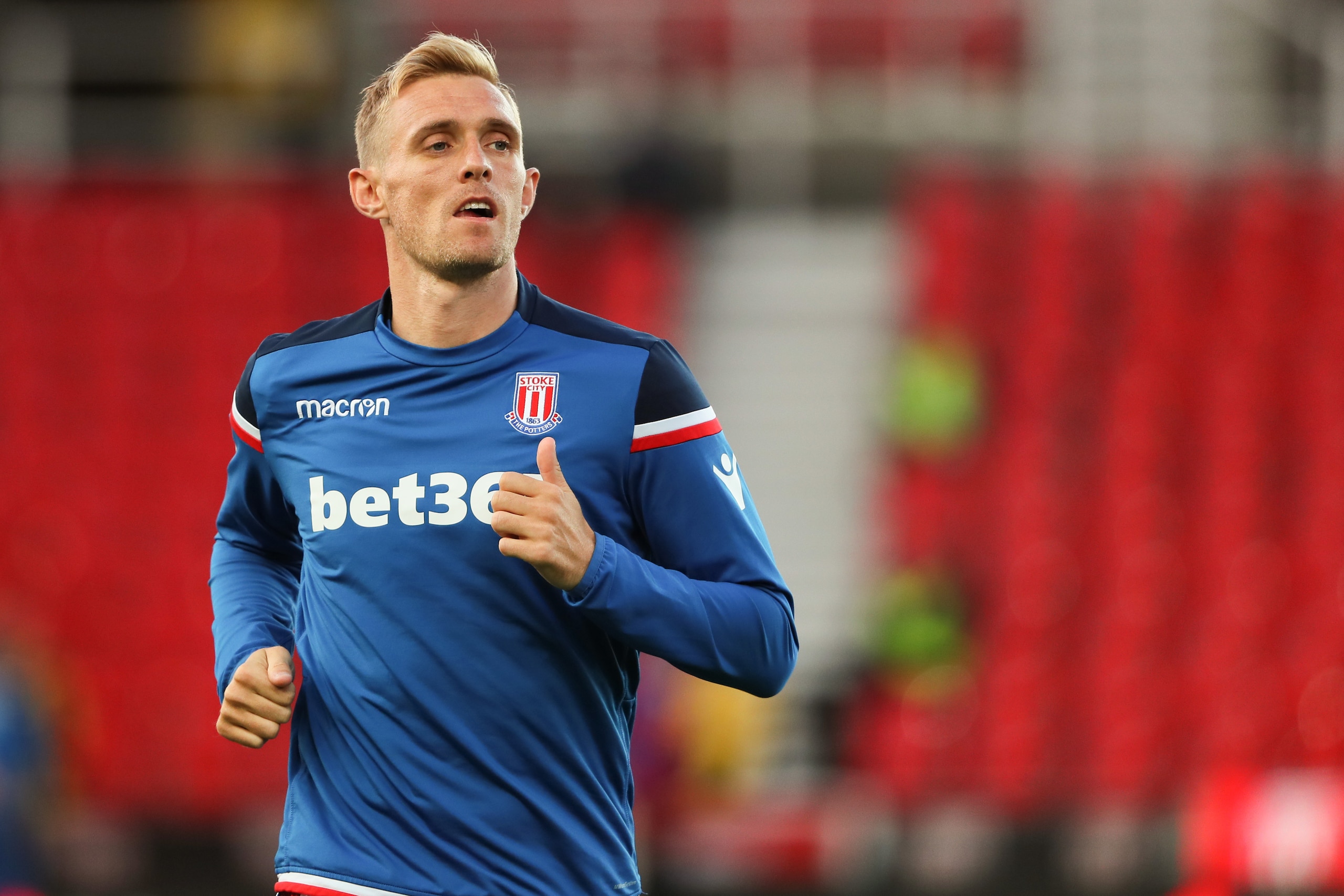 STOKE ON TRENT, ENGLAND - AUGUST 23: Darren Fletcher of Stoke City during the Carabao Cup Second Round match between Stoke City and Rochdale at Bet365 Stadium on August 23, 2017 in Stoke on Trent, England.  (Photo by Matthew Ashton - AMA/Getty Images)