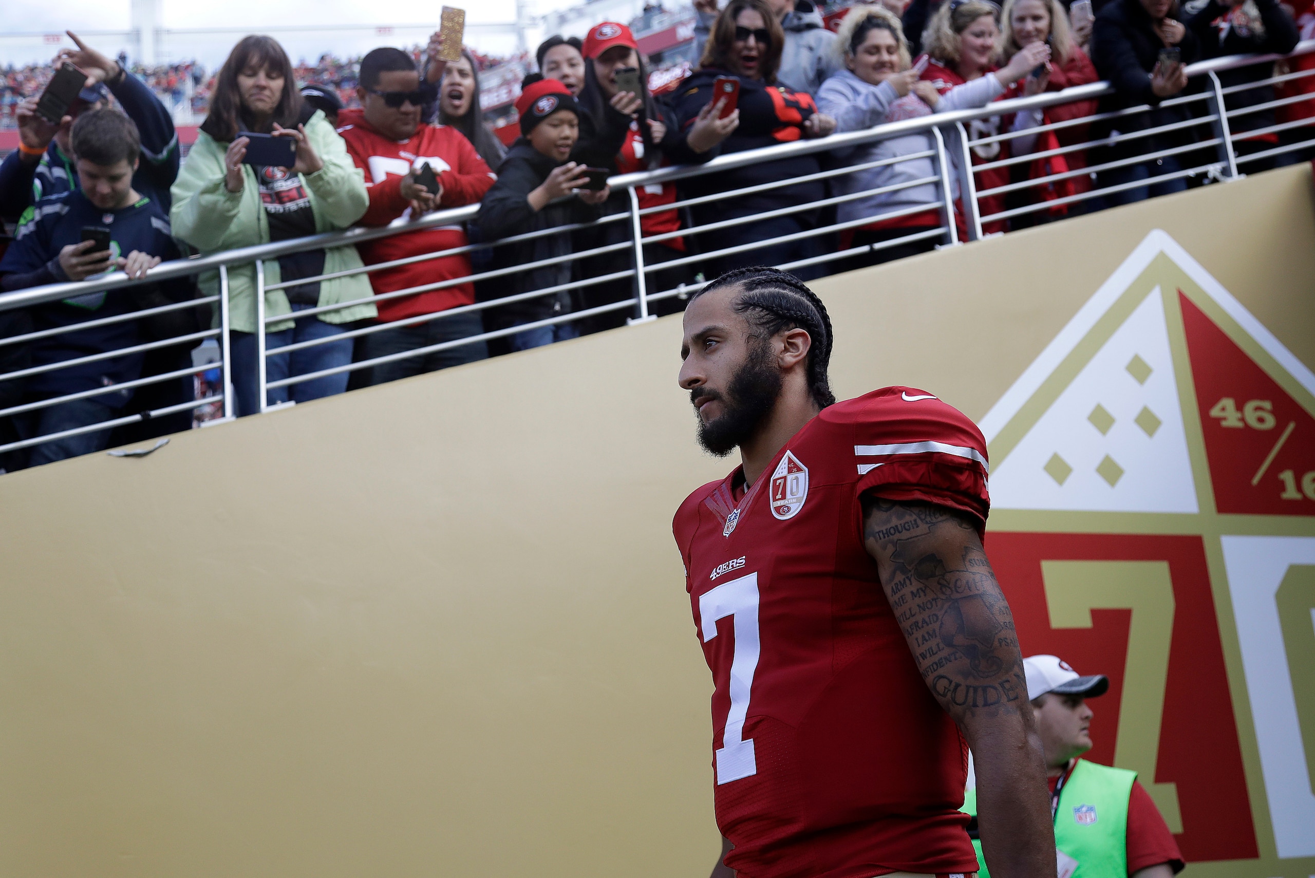 QB Colin Kaepernick with the 49ers in 2016