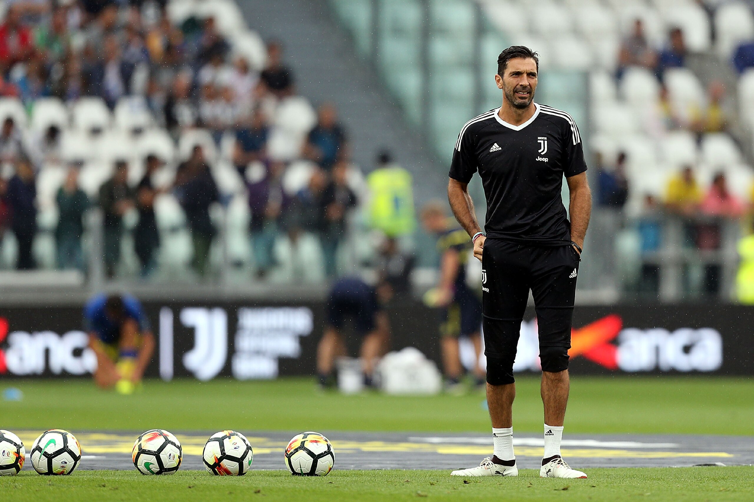 TURIN, ITALY - SEPTEMBER 09: Gianluigi Buffon of Juventus looks on during the Serie A match between Juventus and AC Chievo Verona on September 9, 2017 in Turin, Italy.  (Photo by Gabriele Maltinti/Getty Images)