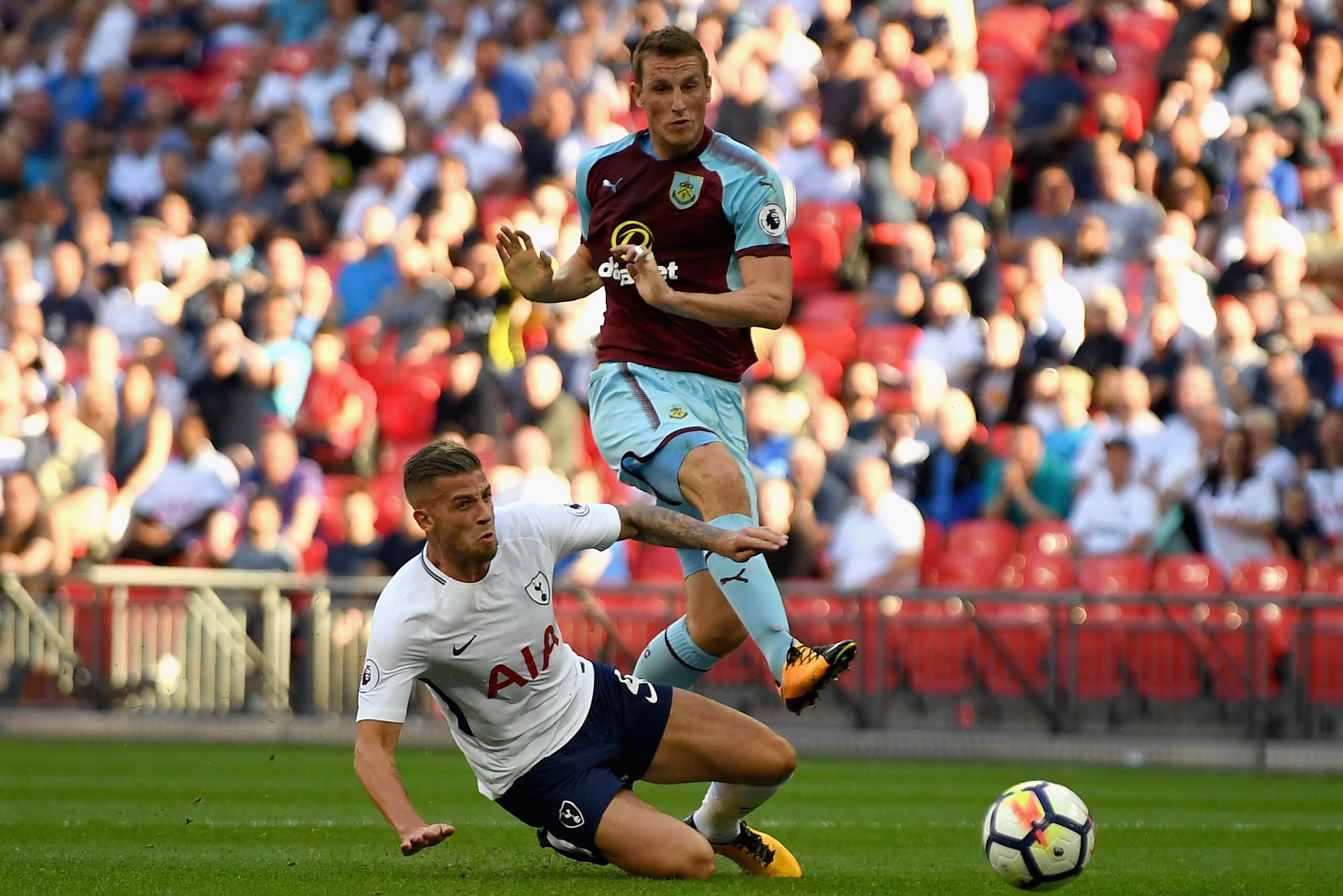 LONDON, ENGLAND - AUGUST 27: Chris Wood of Burnley scores his sides first goal during the Premier League match between Tottenham Hotspur and Burnley at Wembley Stadium on August 27, 2017 in London, England. (Photo by Mike Hewitt/Getty Images) LONDON, ENGLAND - AUGUST 27: Chris Wood of Burnley scores his sides first goal during the Premier League match between Tottenham Hotspur and Burnley at Wembley Stadium on August 27, 2017 in London, England. (Photo by Mike Hewitt/Getty Images)