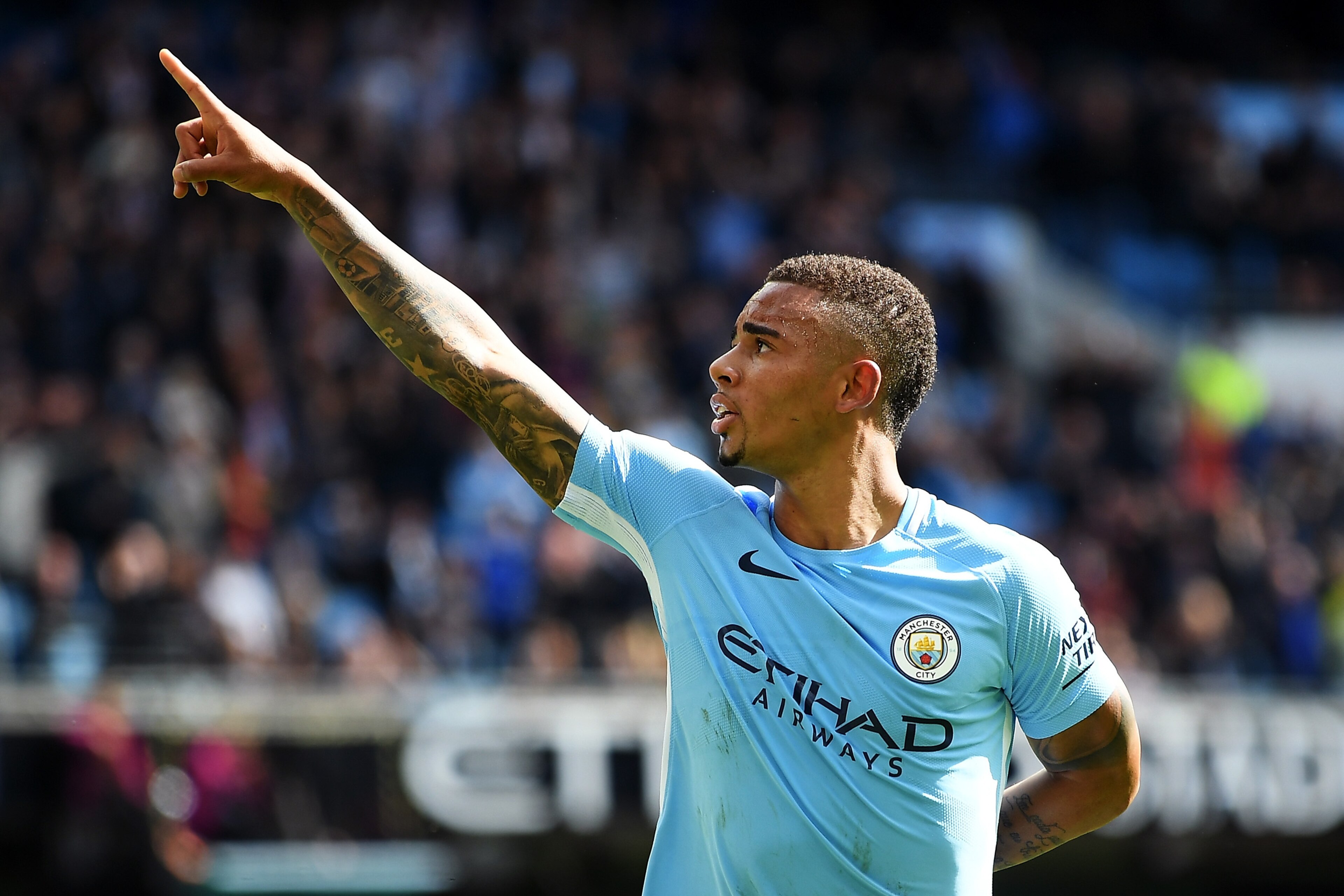 MANCHESTER, ENGLAND - SEPTEMBER 09:  Gabriel Jesus of Manchester City celebrates scoring his sides second goal during the Premier League match between Manchester City and Liverpool at Etihad Stadium on September 9, 2017 in Manchester, England.  (Photo by 