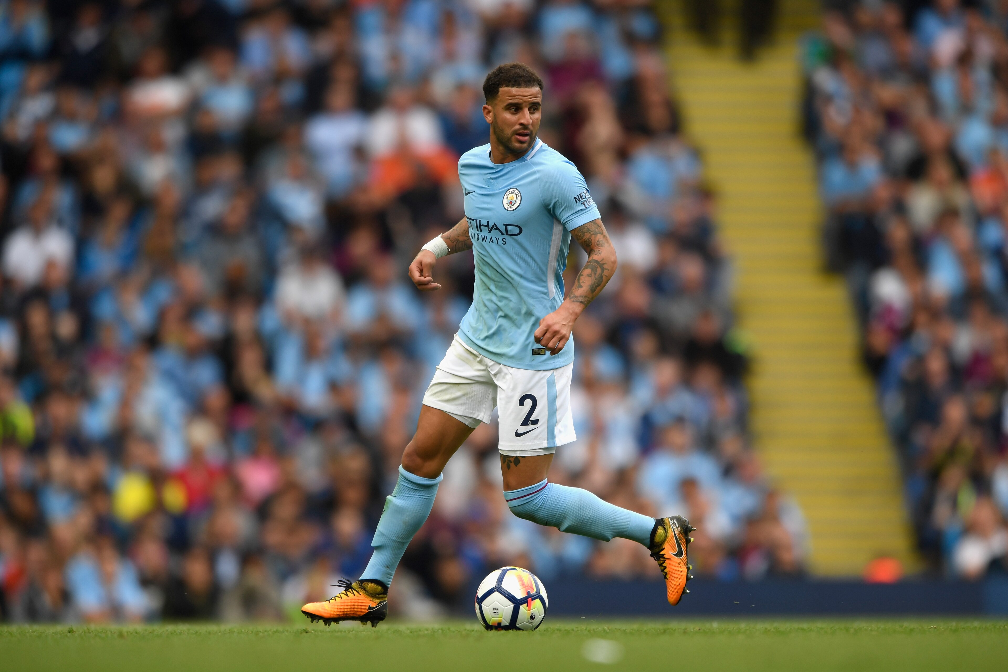 MANCHESTER, ENGLAND - SEPTEMBER 09:  Manchester City player Kyle Walker in action  during the Premier League match between Manchester City and Liverpool at Etihad Stadium on September 9, 2017 in Manchester, England.  (Photo by Stu Forster/Getty Images)