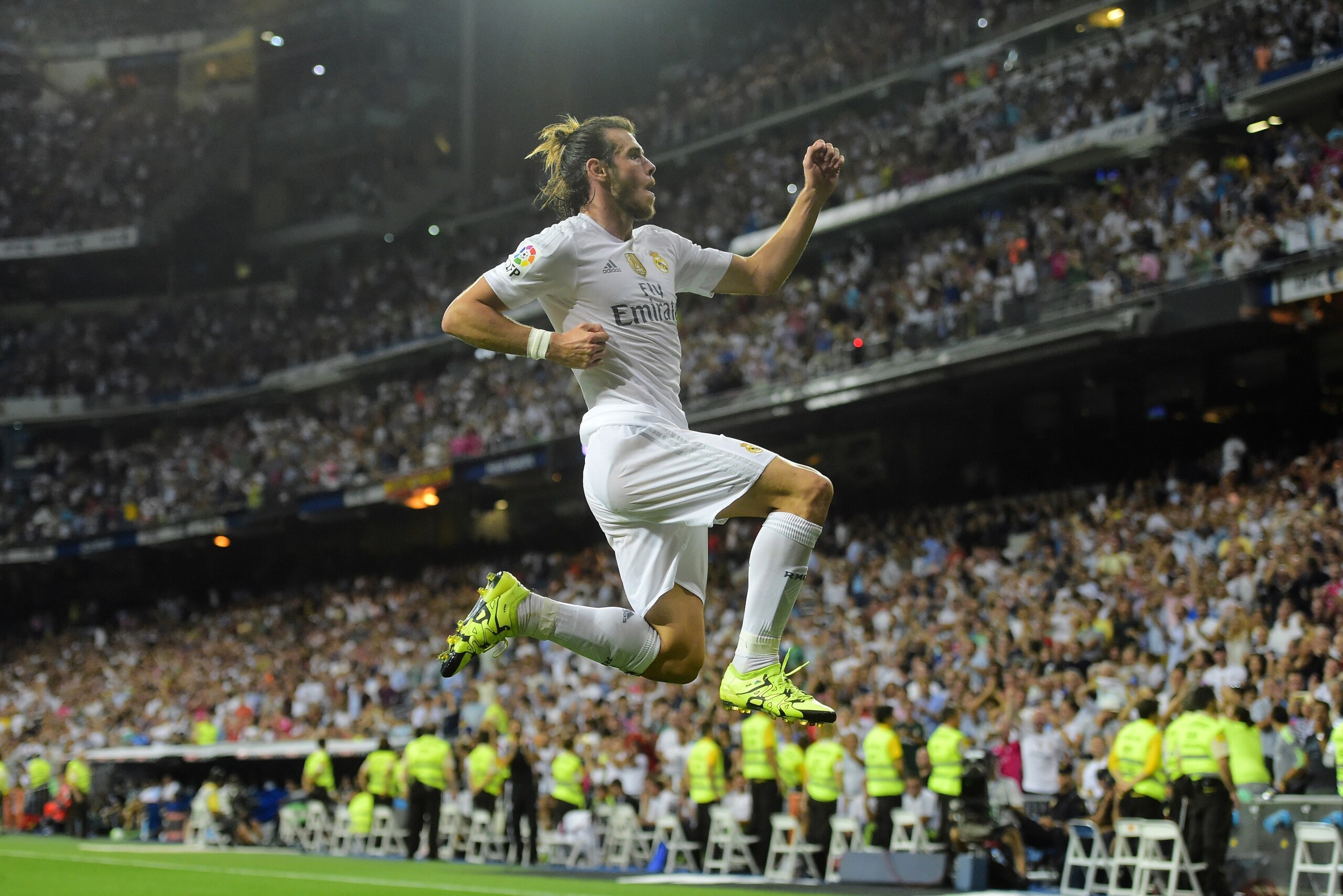 Real Madrid's Welsh forward Gareth Bale celebrates after scoring his second goal during the Spanish league football match Real Madrid CF vs Real Betis Balompie at the Santiago Bernabeu stadium in Madrid on August 29, 2015. AFP PHOTO/ PIERRE-PHILIPPE MAR Real Madrid's Welsh forward Gareth Bale celebrates after scoring his second goal during the Spanish league football match Real Madrid CF vs Real Betis Balompie at the Santiago Bernabeu stadium in Madrid on August 29, 2015. AFP PHOTO/ PIERRE-PHILIPPE MAR