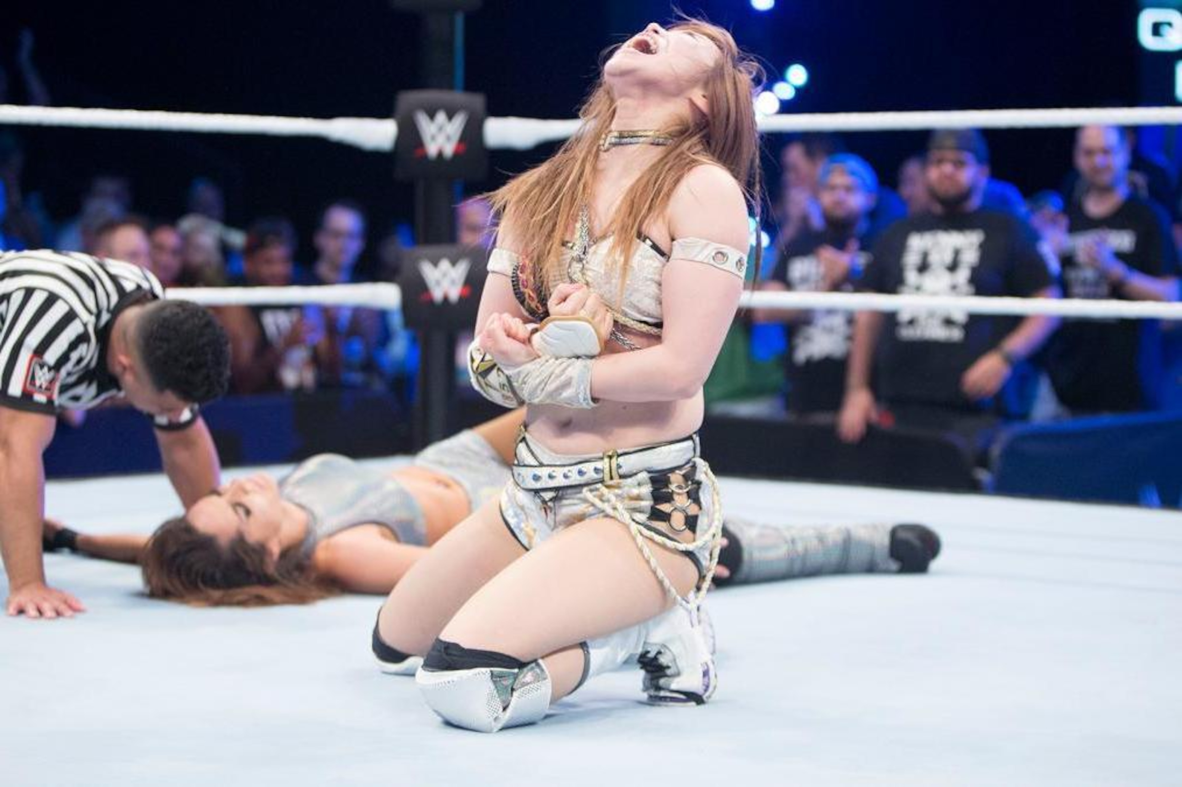 Kairi Sane in action against Dakota Kai.