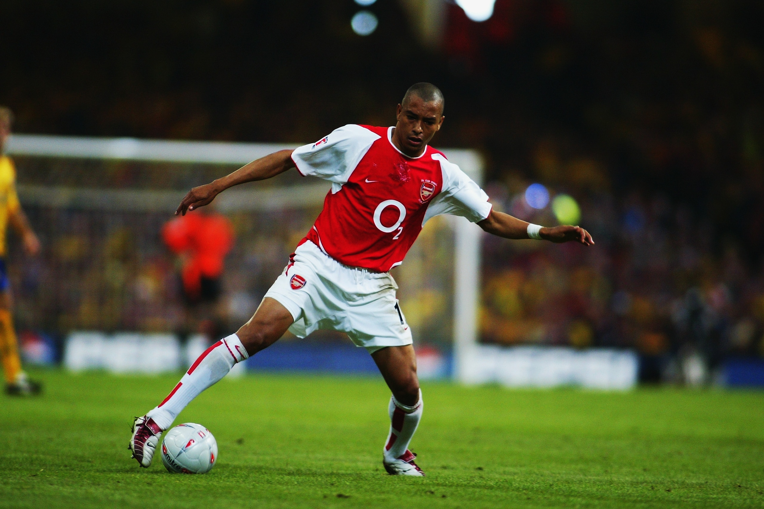 CARDIFF - MAY 17:  Gilberto Silva of Arsenal takes control of the ball during the FA Cup Final between Arsenal and Southampton on May 17, 2003 at the Millennium Stadium in Cardiff, Wales.  Arsenal won the match and the FA Cup 1-0.  (Photo by Mike Hewitt/G
