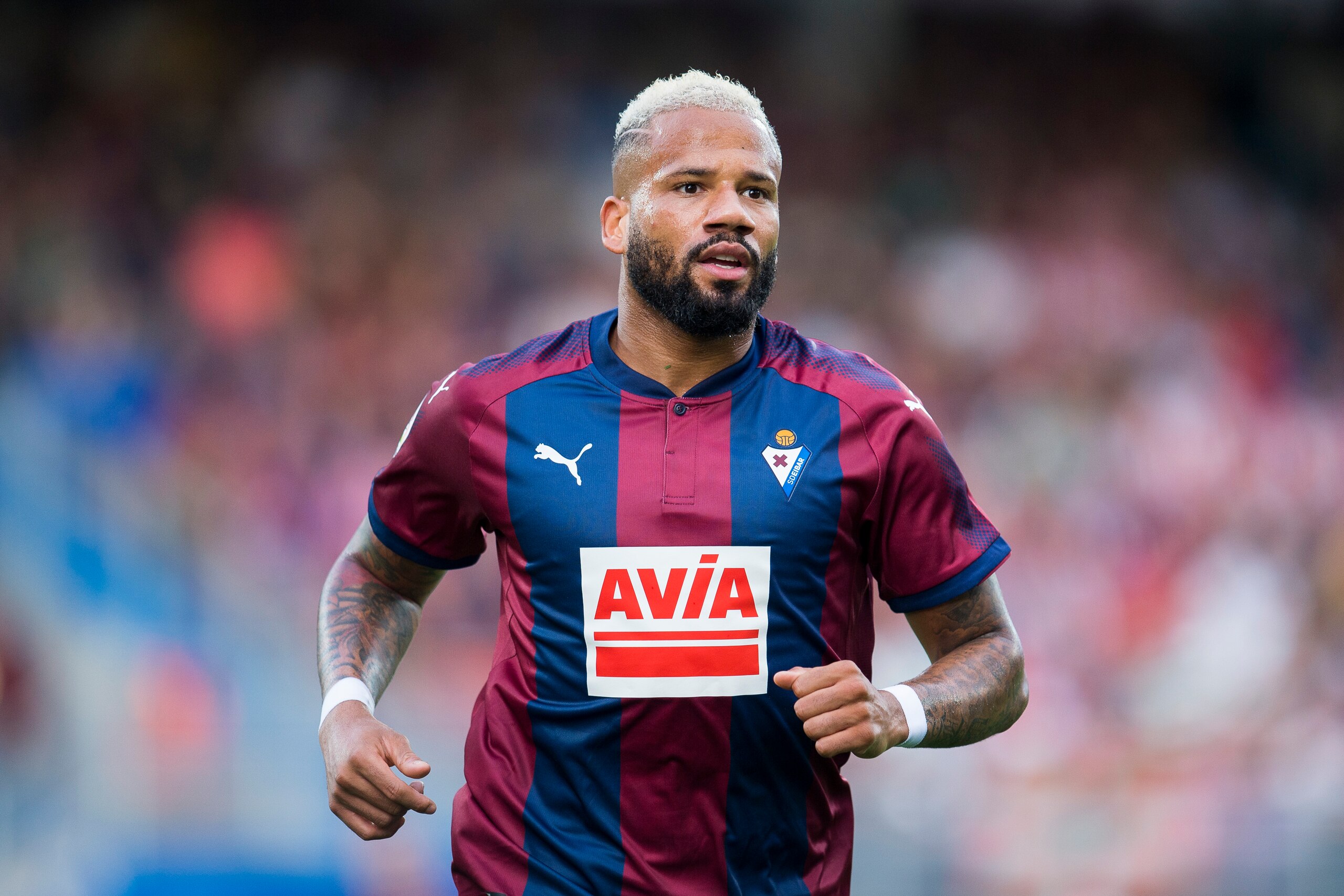 EIBAR, SPAIN - AUGUST 27: Tiago Manuel Dias Correia  'Bebe' of Eibar reacts during the La Liga match between Eibar and Athletic Club at Estadio Municipal de Ipurua on August 27, 2017 in Eibar, Spain.  (Photo by Juan Manuel Serrano Arce/Getty Images)