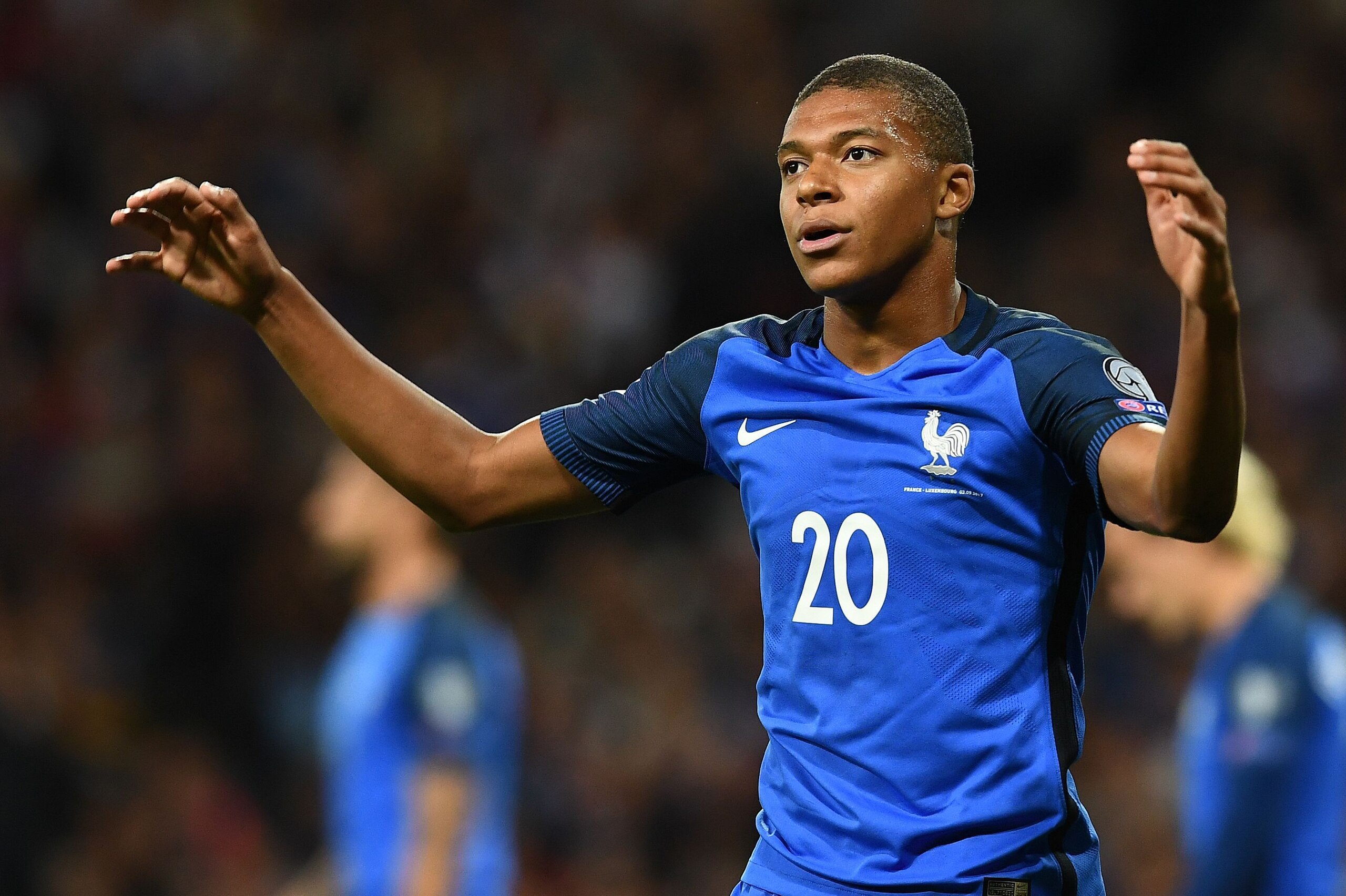 France's forward Kylian Mbappe reacts after missing a shot on goal during the FIFA World Cup 2018 qualifying football match France vs Luxembourg on September 3, 2017 at the Municipal Stadium in Toulouse, southern France.   / AFP PHOTO / FRANCK FIFE       
