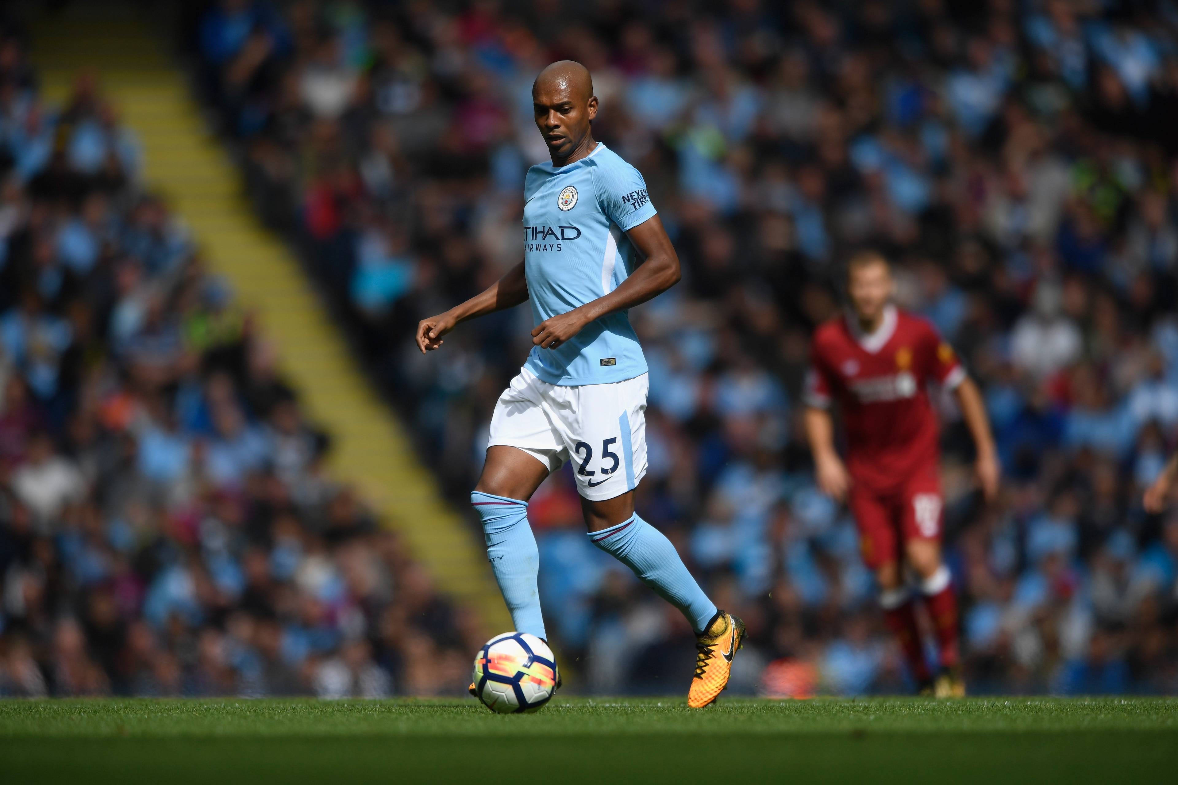 MANCHESTER, ENGLAND - SEPTEMBER 09:  Manchester City player Fernandinho during the Premier League match between Manchester City and Liverpool at Etihad Stadium on September 9, 2017 in Manchester, England.  (Photo by Stu Forster/Getty Images)