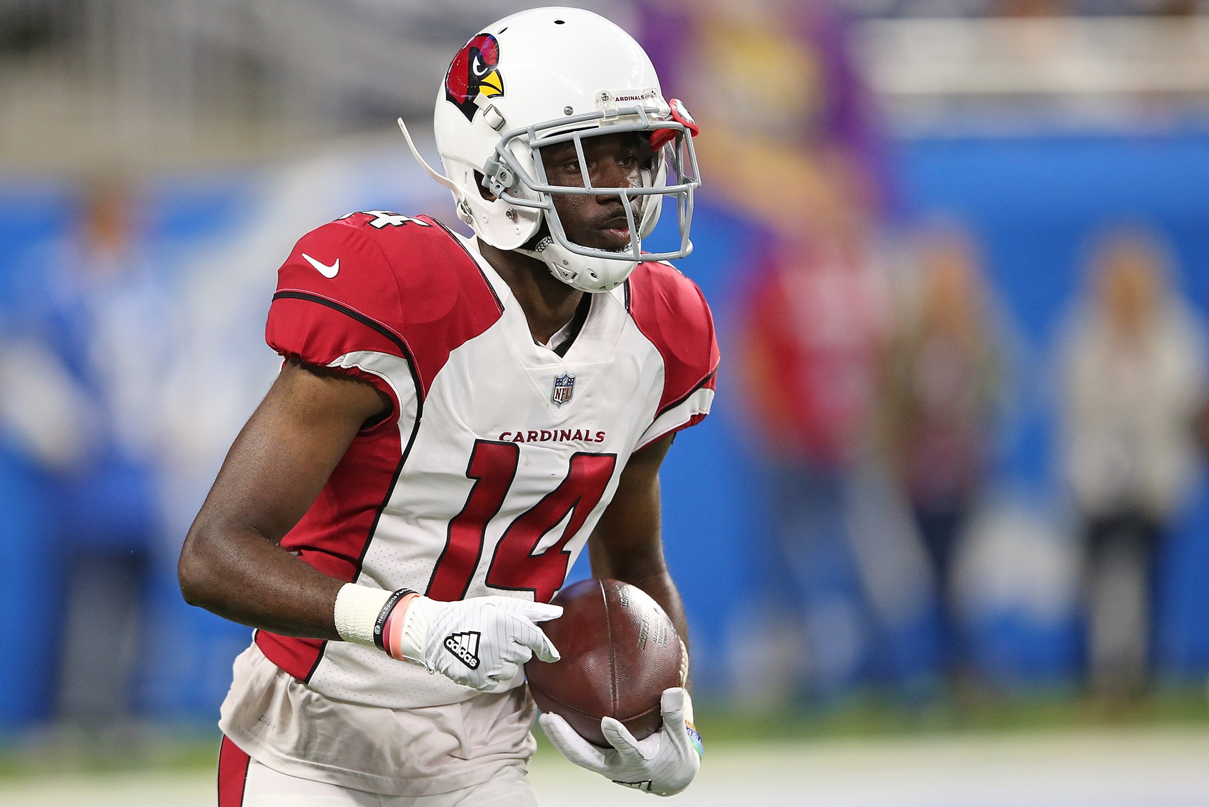 DETROIT, MI - SEPTEMBER 10: J.J. Nelson #14 of the Arizona Cardinals warms up prior to the start of the game against the Detroit Lions at Ford Field on September 10, 2017 in Detroit, Michigan. Detroit defeated Arizona 35-23. (Photo by Leon Halip/Getty Ima DETROIT, MI - SEPTEMBER 10: J.J. Nelson #14 of the Arizona Cardinals warms up prior to the start of the game against the Detroit Lions at Ford Field on September 10, 2017 in Detroit, Michigan. Detroit defeated Arizona 35-23. (Photo by Leon Halip/Getty Ima