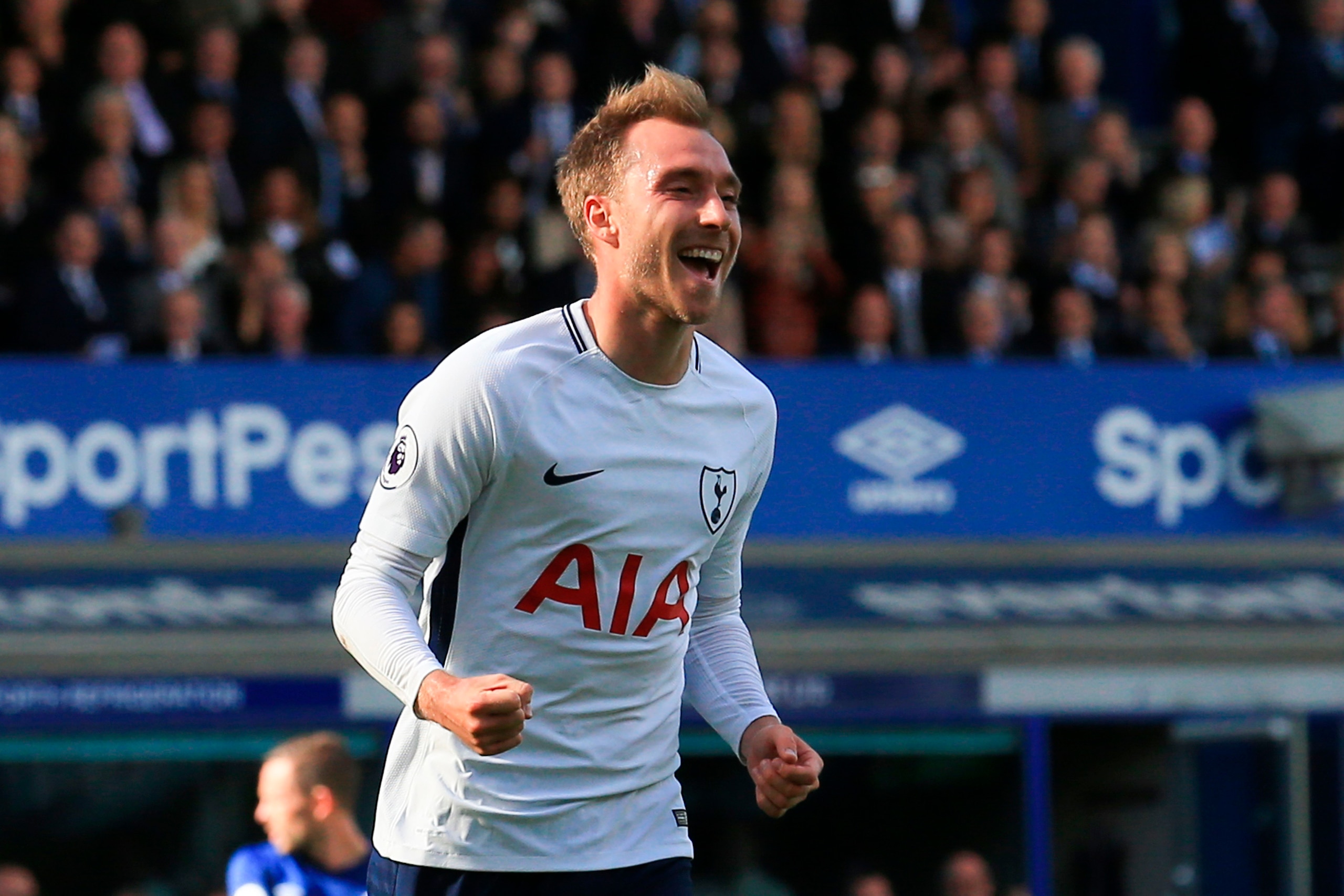 Tottenham Hotspur's Danish midfielder Christian Eriksen celebrates scoring his team's second goal during the English Premier League football match between Everton and Tottenham Hotspur at Goodison Park in Liverpool, north west England on September 9, 2017