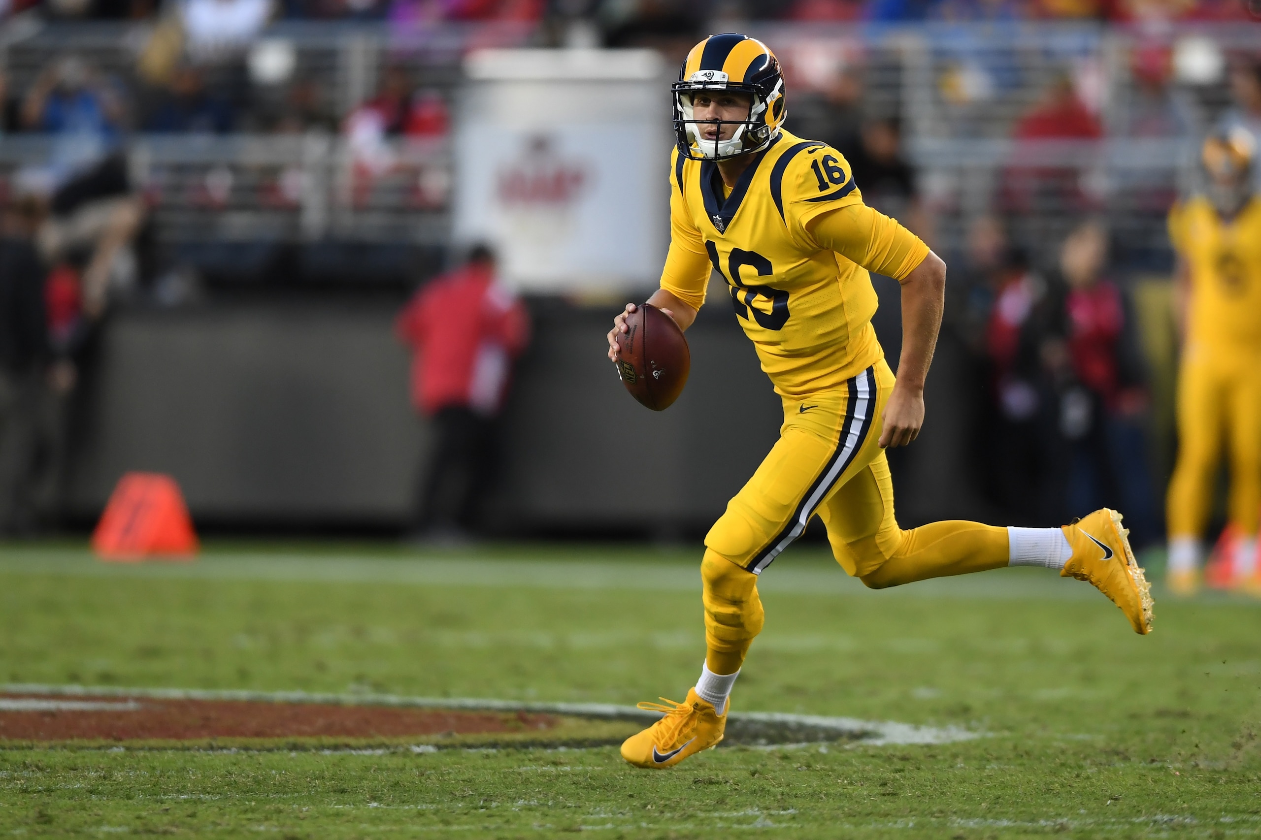 SANTA CLARA, CA - SEPTEMBER 21:  Jared Goff #16 of the Los Angeles Rams looks to pass against the San Francisco 49ers during their NFL game at Levi's Stadium on September 21, 2017 in Santa Clara, California.  (Photo by Thearon W. Henderson/Getty Images)