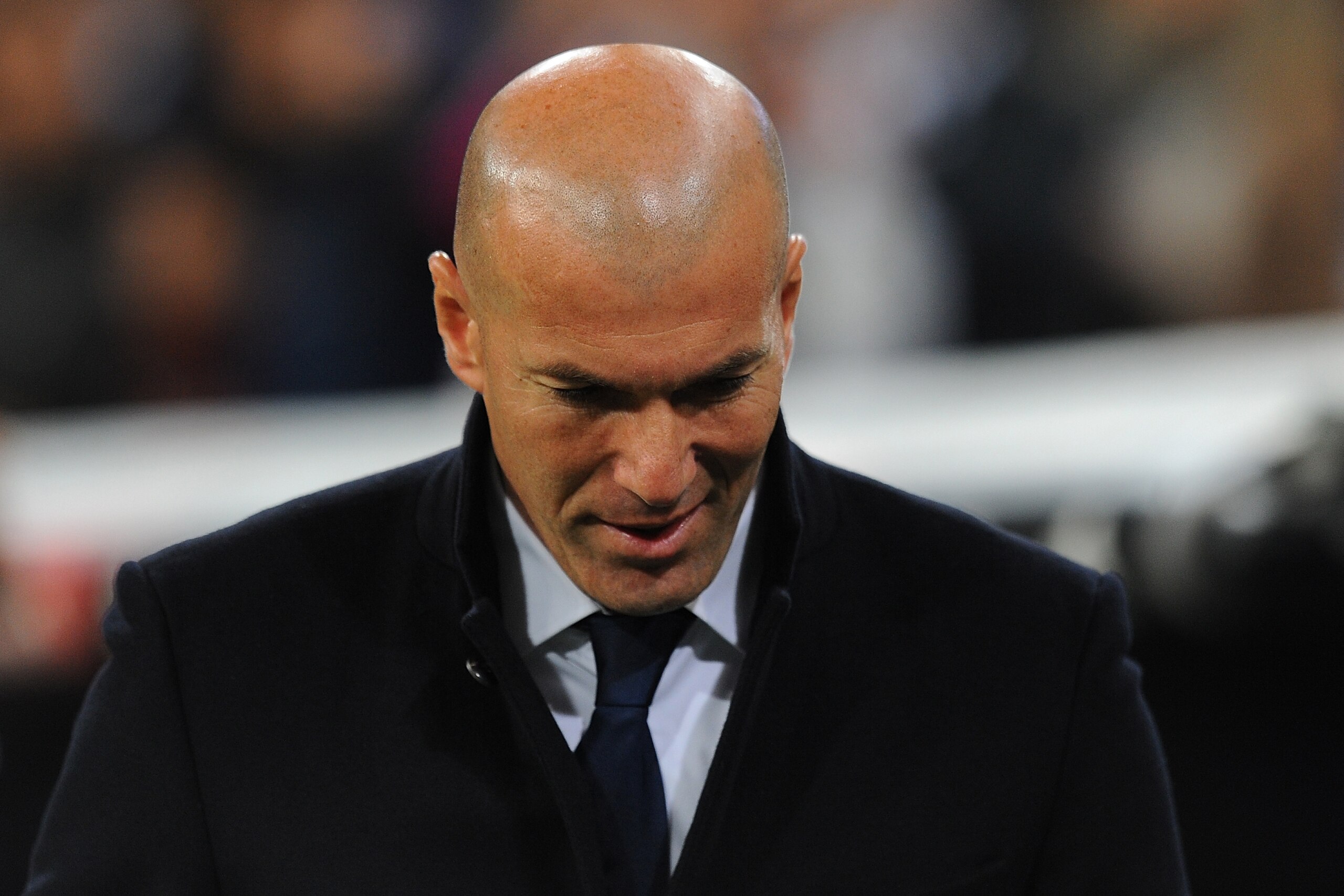MADRID, SPAIN - MARCH 12:  Head coach Zinedine Zidane of Real Madrid looks on before the La Liga match between Real Madrid CF and Real Betis Balompie at Estadio Santiago Bernabeu on March 12, 2017 in Madrid, Spain.  (Photo by Denis Doyle/Getty Images)