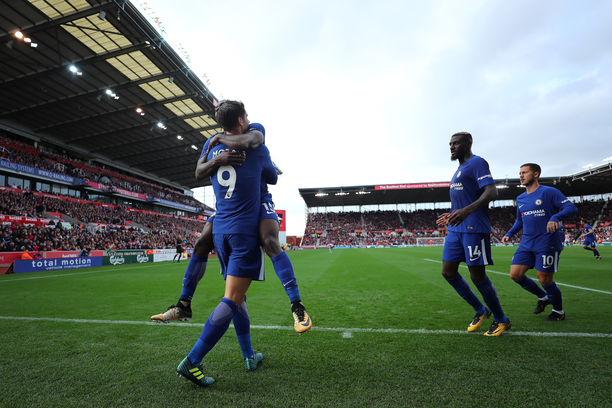 STOKE ON TRENT, ENGLAND - SEPTEMBER 23: Alvaro Morata of Chelsea celebrates scoring the third goal (his second) during the Premier League match between Stoke City and Chelsea at Bet365 Stadium on September 23, 2017 in Stoke on Trent, England. (Photo by Ri