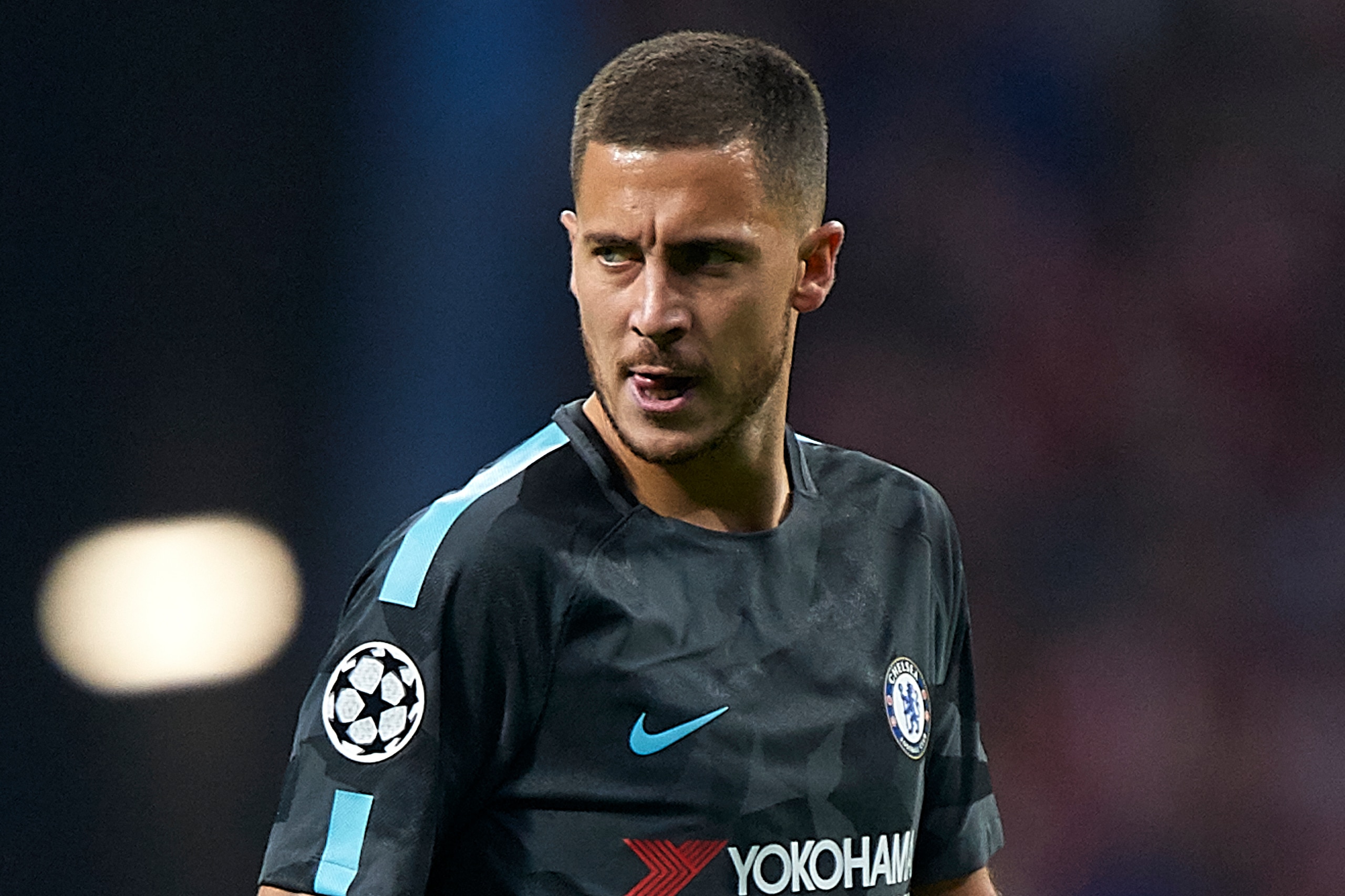 MADRID, SPAIN - SEPTEMBER 27: Eden Hazard of Chelsea looks on during the UEFA Champions League group C match between Atletico Madrid and Chelsea FC at Vicente Calderon Stadium on September 27, 2017 in Madrid, Spain. (Photo by fotopress/Getty Images) MADRID, SPAIN - SEPTEMBER 27: Eden Hazard of Chelsea looks on during the UEFA Champions League group C match between Atletico Madrid and Chelsea FC at Vicente Calderon Stadium on September 27, 2017 in Madrid, Spain. (Photo by fotopress/Getty Images)