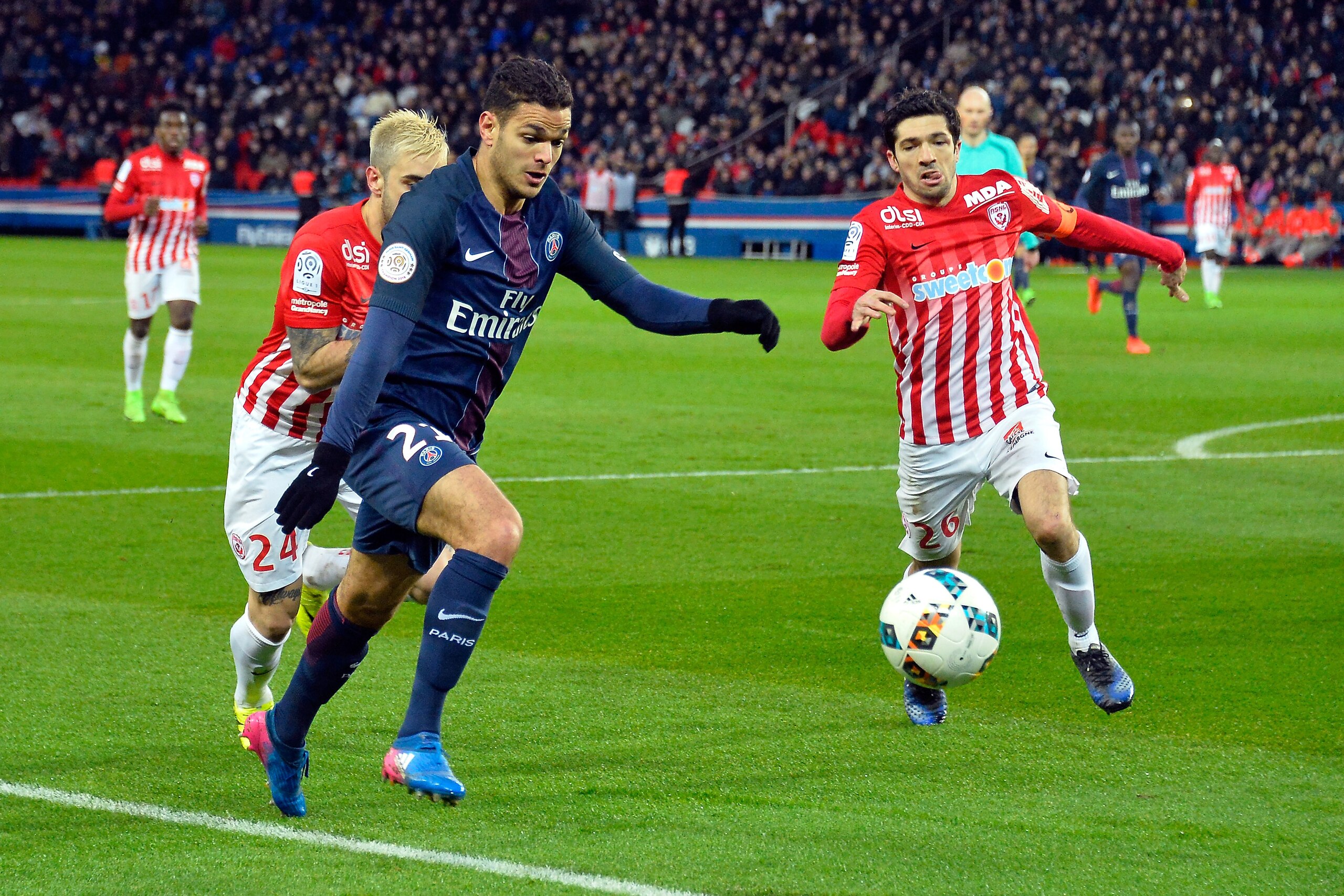 PARIS, FRANCE - MARCH 04:  Hatem Ben Arfa of Paris Saint-Germain runs with the ball during the French Ligue 1 match between Paris Saint Germain and Nancy at Parc des Princes on March 4, 2017 in Paris, France.  (Photo by Aurelien Meunier/Getty Images)