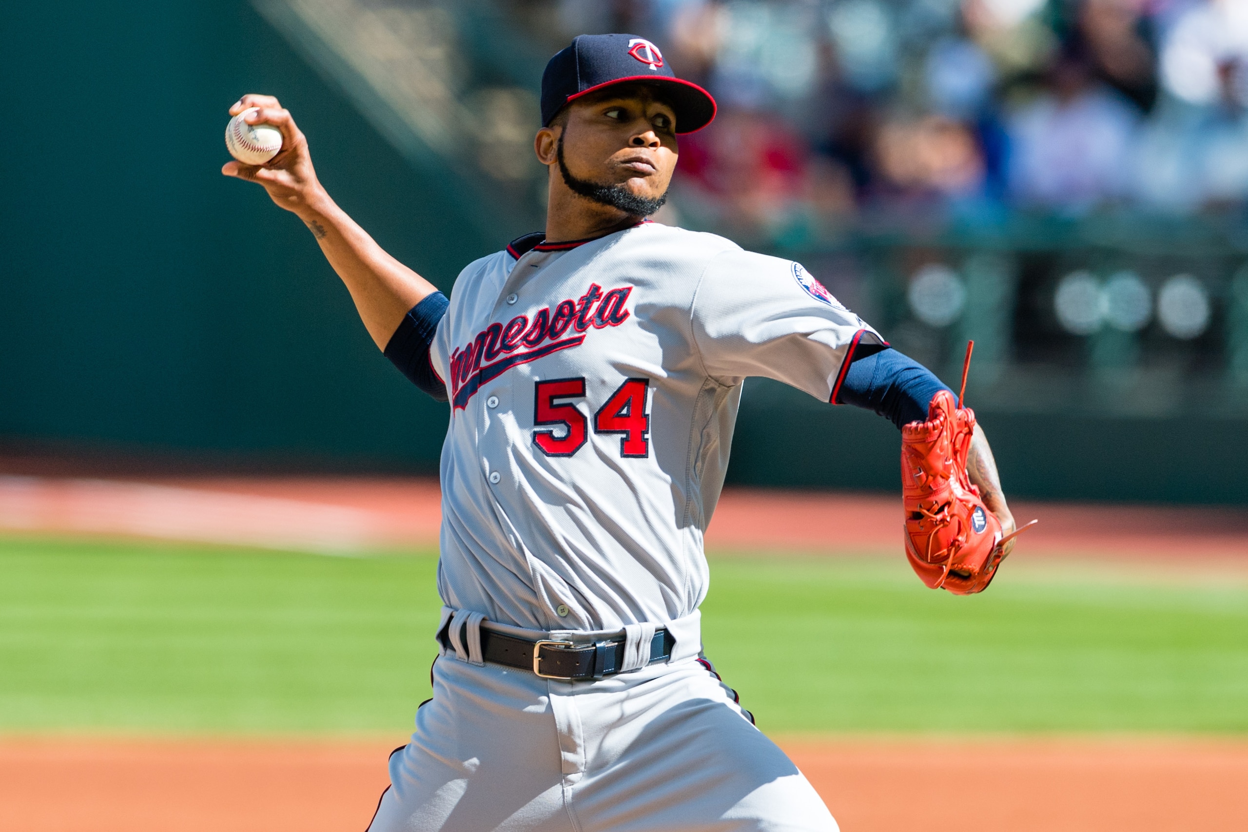 CLEVELAND, OH - SEPTEMBER 28: Starting pitcher Ervin Santana #54 of the Minnesota Twins pitches during the first inning against the Cleveland Indians at Progressive Field on September 28, 2017 in Cleveland, Ohio. (Photo by Jason Miller/Getty Images)