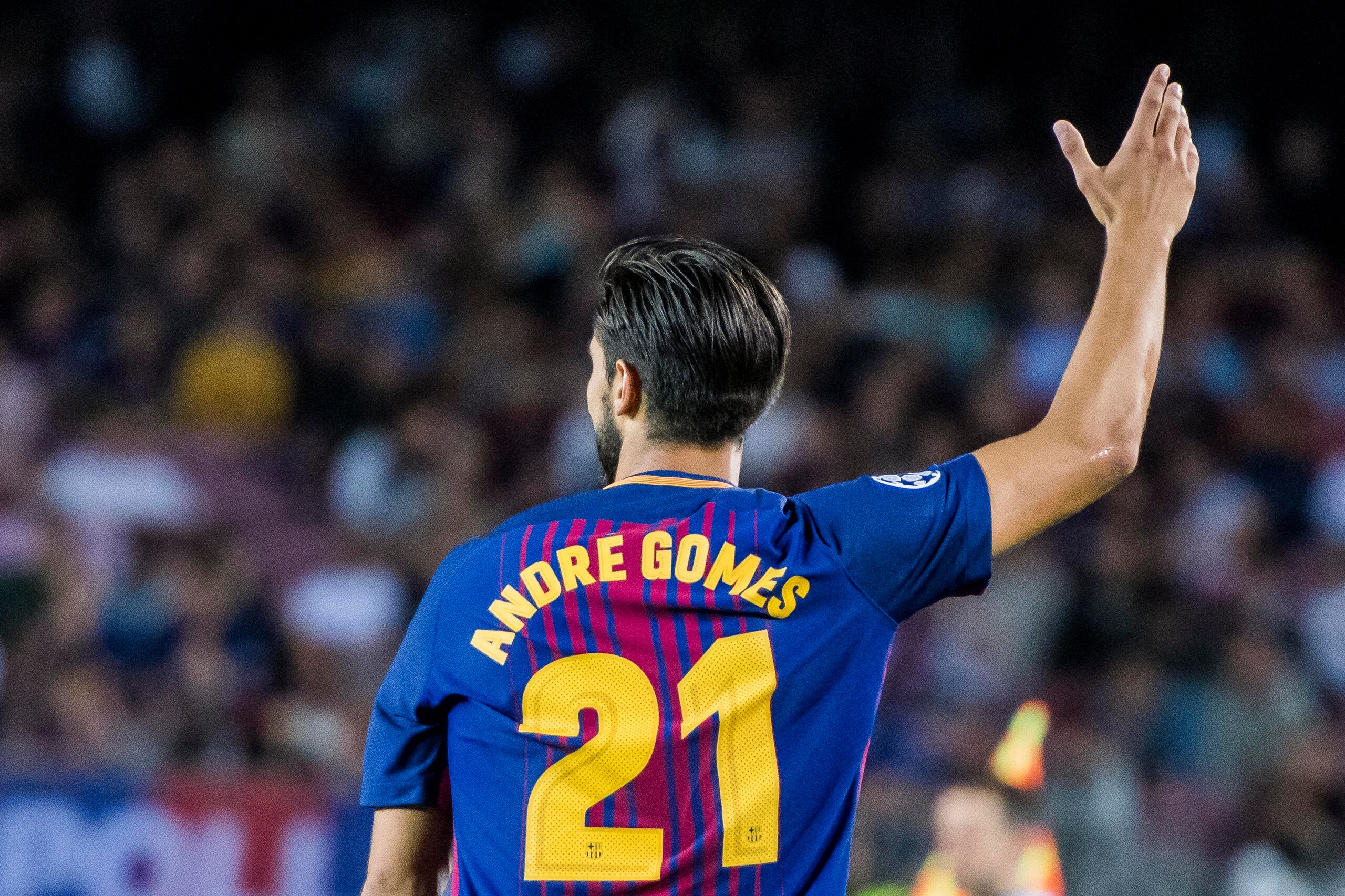 BARCELONA, SPAIN - SEPTEMBER 12: Andre Filipe Tavares Gomes of FC Barcelona reacts during the UEFA Champions League 2017-18 match between FC Barcelona and Juventus at Camp Nou on 12 September 2017 in Barcelona, Spain. (Photo by Power Sport Images/Getty I BARCELONA, SPAIN - SEPTEMBER 12: Andre Filipe Tavares Gomes of FC Barcelona reacts during the UEFA Champions League 2017-18 match between FC Barcelona and Juventus at Camp Nou on 12 September 2017 in Barcelona, Spain. (Photo by Power Sport Images/Getty I