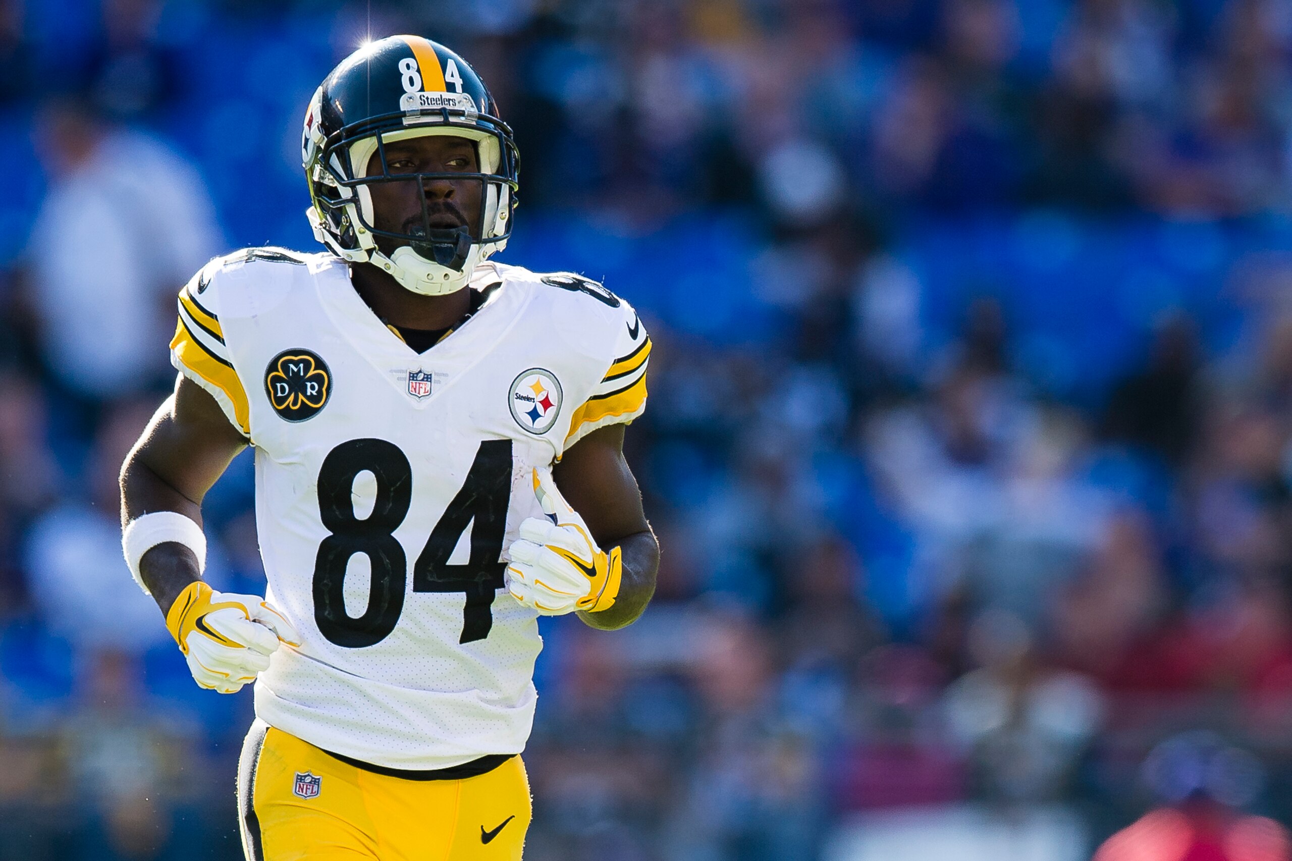 BALTIMORE, MD - OCTOBER 01: Wide receiver Antonio Brown #84 of the Pittsburgh Steelers in action in the fourth quarter against the Baltimore Ravens at M&T Bank Stadium on October 1, 2017 in Baltimore, Maryland. (Photo by Patrick McDermott/Getty Images)