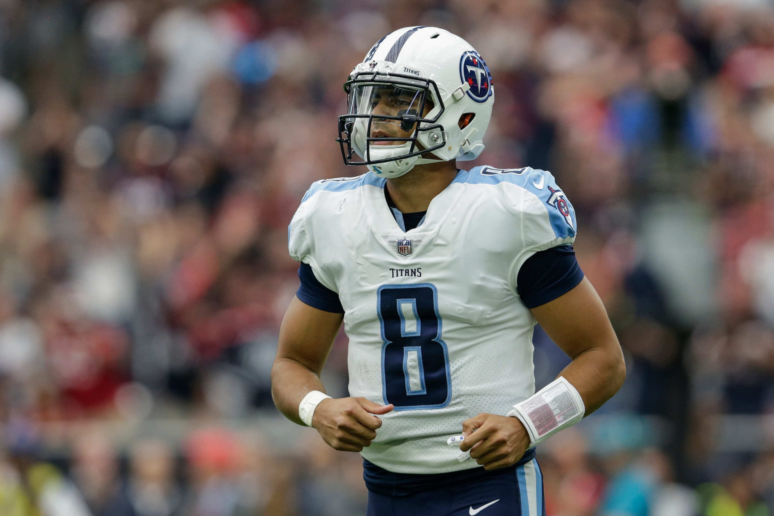 HOUSTON, TX - OCTOBER 01: Marcus Mariota #8 of the Tennessee Titans jogs off the field after an interception in the first half against the Houston Texans at NRG Stadium on October 1, 2017 in Houston, Texas. (Photo by Tim Warner/Getty Images) HOUSTON, TX - OCTOBER 01: Marcus Mariota #8 of the Tennessee Titans jogs off the field after an interception in the first half against the Houston Texans at NRG Stadium on October 1, 2017 in Houston, Texas. (Photo by Tim Warner/Getty Images)