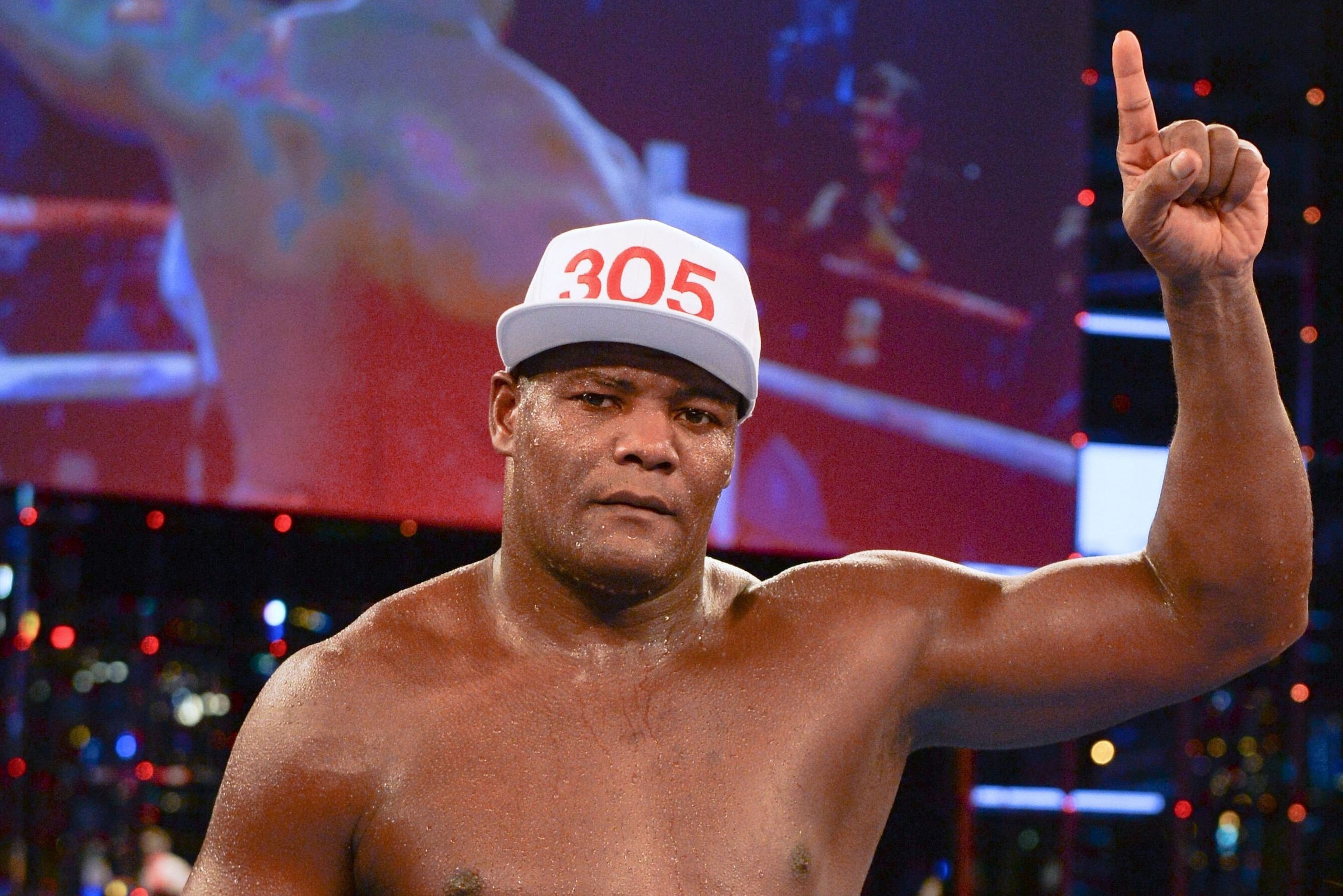 Cuba's Luis Ortiz reacts after winning the WBA Intercontinental heavyweight title against US Malik Scott in Monte Carlo on November 12, 2016.
Ortiz defeated Scott with a unanimous decision. / AFP / Yann COATSALIOU        (Photo credit should read YANN COA