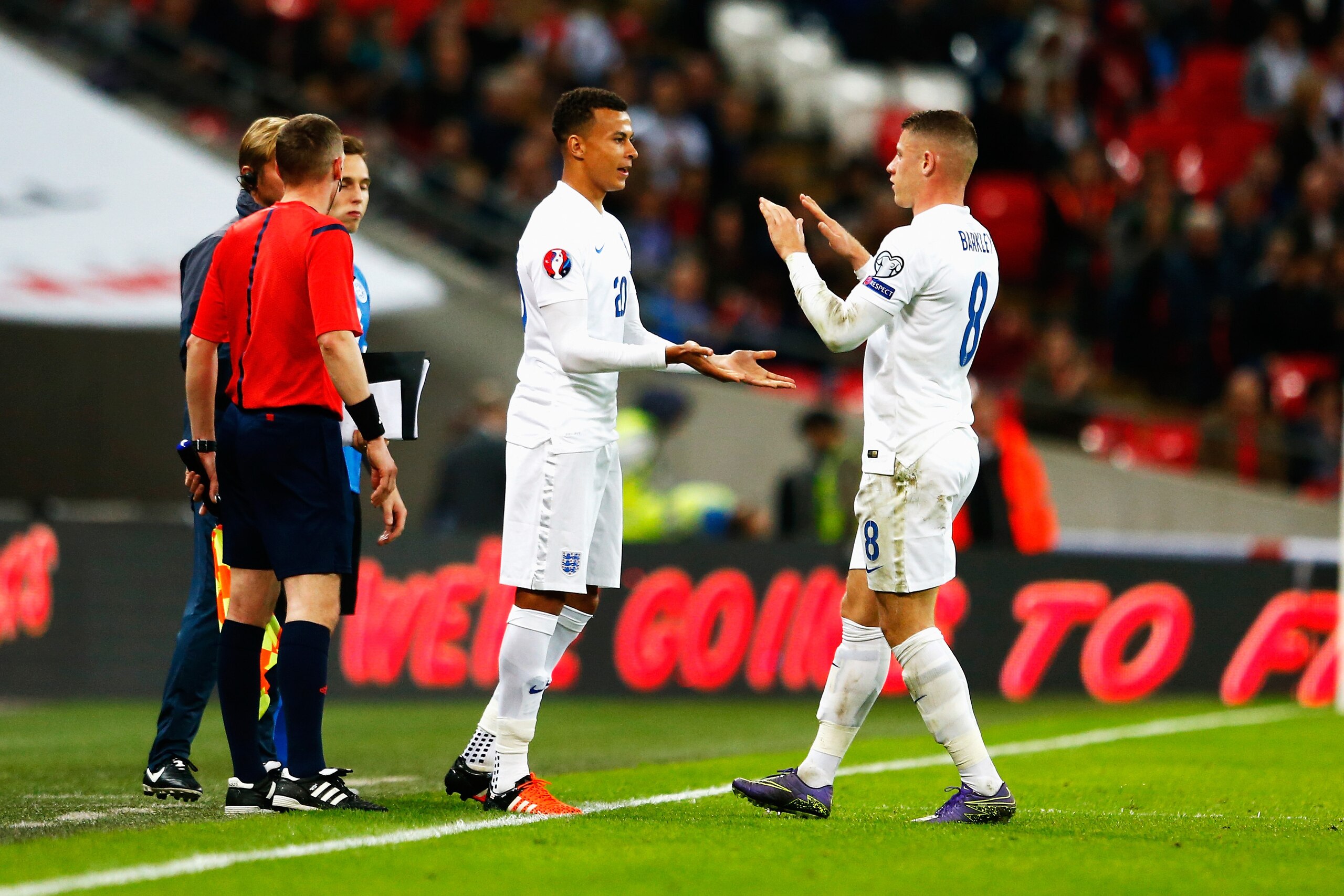 LONDON, ENGLAND - OCTOBER 09:  Substitute Dele Alli of England (20) replaces Ross Barkley of England  during the UEFA EURO 2016 Group E qualifying match between England and Estonia at Wembley on October 9, 2015 in London, United Kingdom.  (Photo by Julian