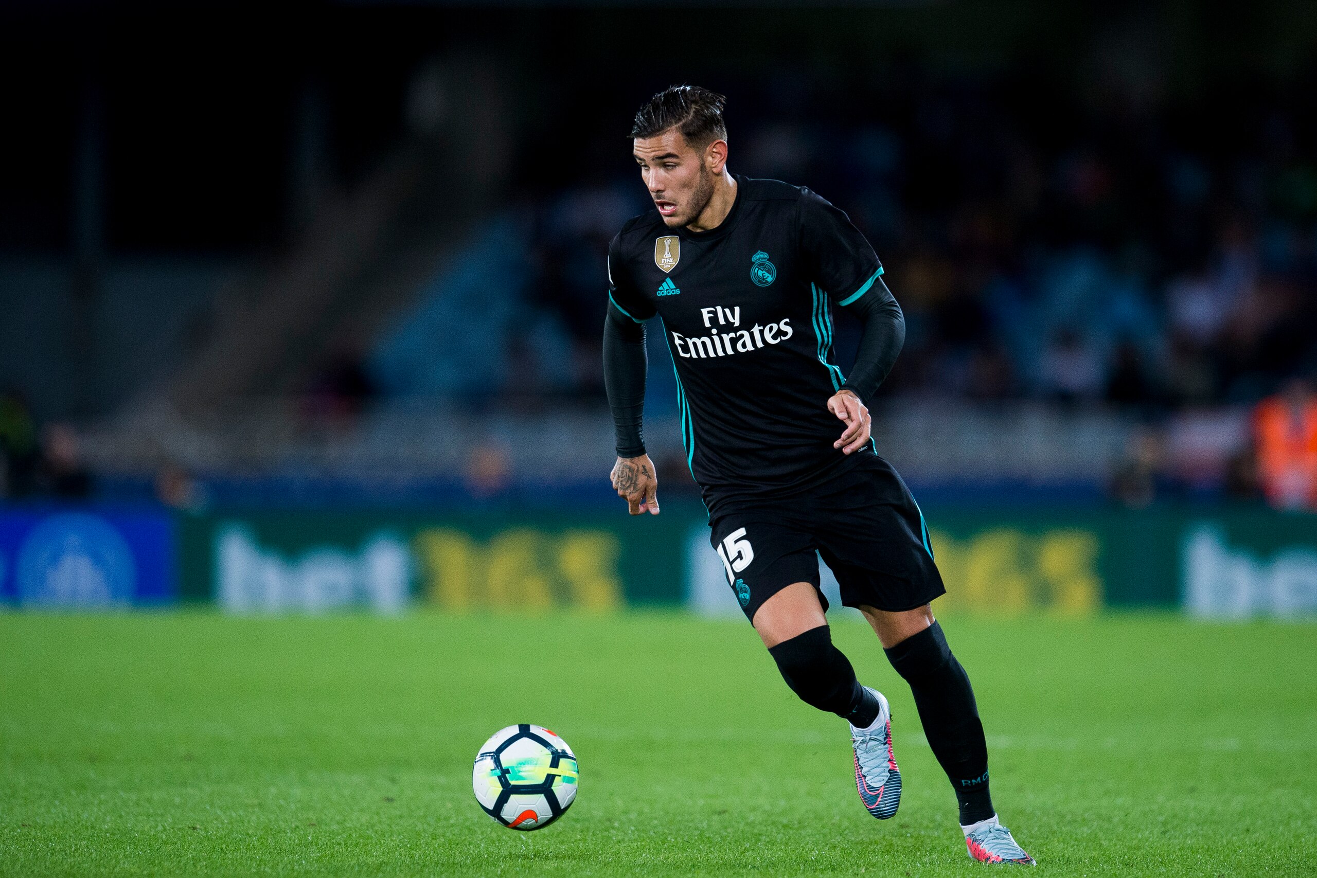 SAN SEBASTIAN, SPAIN - SEPTEMBER 17:  France Theo Hernandez of Real Madrid controls the ball during the La Liga match between Real Sociedad de Futbol and Real Madrid at Estadio Anoeta on September 17, 2017 in San Sebastian, Spain .  (Photo by Juan Manuel 