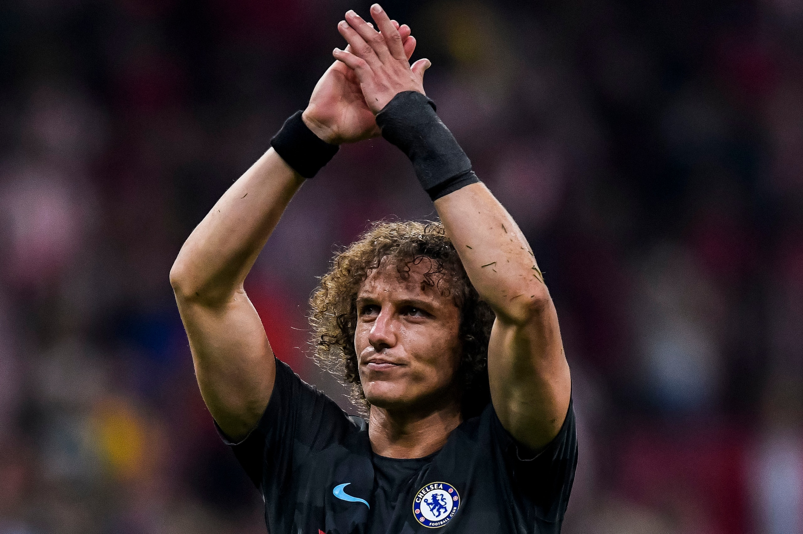 MADRID, SPAIN - SEPTEMBER 27: David Luiz of Chelsea FC celebrates during the UEFA Champions League 2017-18 match between Atletico de Madrid and Chelsea FC at the Wanda Metropolitano on 27 September 2017, in Madrid, Spain. (Photo by Power Sport Images/Gett MADRID, SPAIN - SEPTEMBER 27: David Luiz of Chelsea FC celebrates during the UEFA Champions League 2017-18 match between Atletico de Madrid and Chelsea FC at the Wanda Metropolitano on 27 September 2017, in Madrid, Spain. (Photo by Power Sport Images/Gett