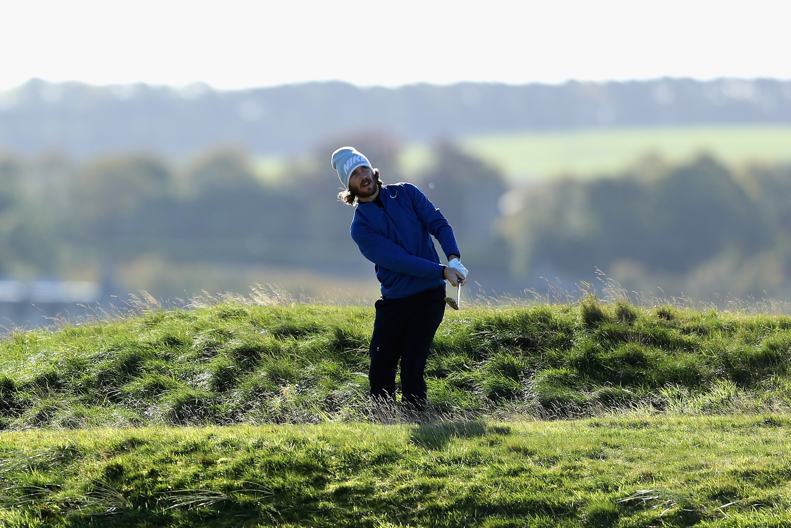 ST ANDREWS, SCOTLAND - OCTOBER 05:  Tommy Fleetwood of England pitches onto Tyrell Hatton of England 5th green during day one of the 2017 Alfred Dunhill Championship at The Old Course on October 5, 2017 in St Andrews, Scotland.  (Photo by Richard Heathcot