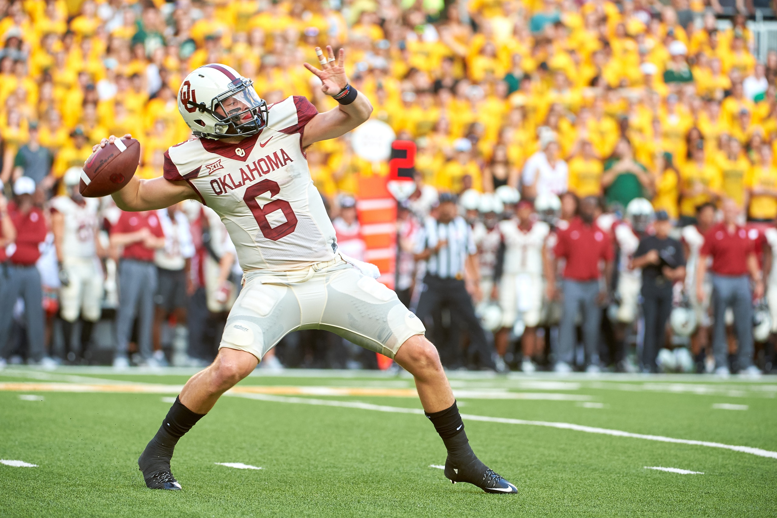 WACO, TX - SEPTEMBER 23:  Baker Mayfield #6 of the Oklahoma Sooners drops back to pass against the Baylor Bears during the first half at McLane Stadium on September 23, 2017 in Waco, Texas.  (Photo by Cooper Neill/Getty Images)