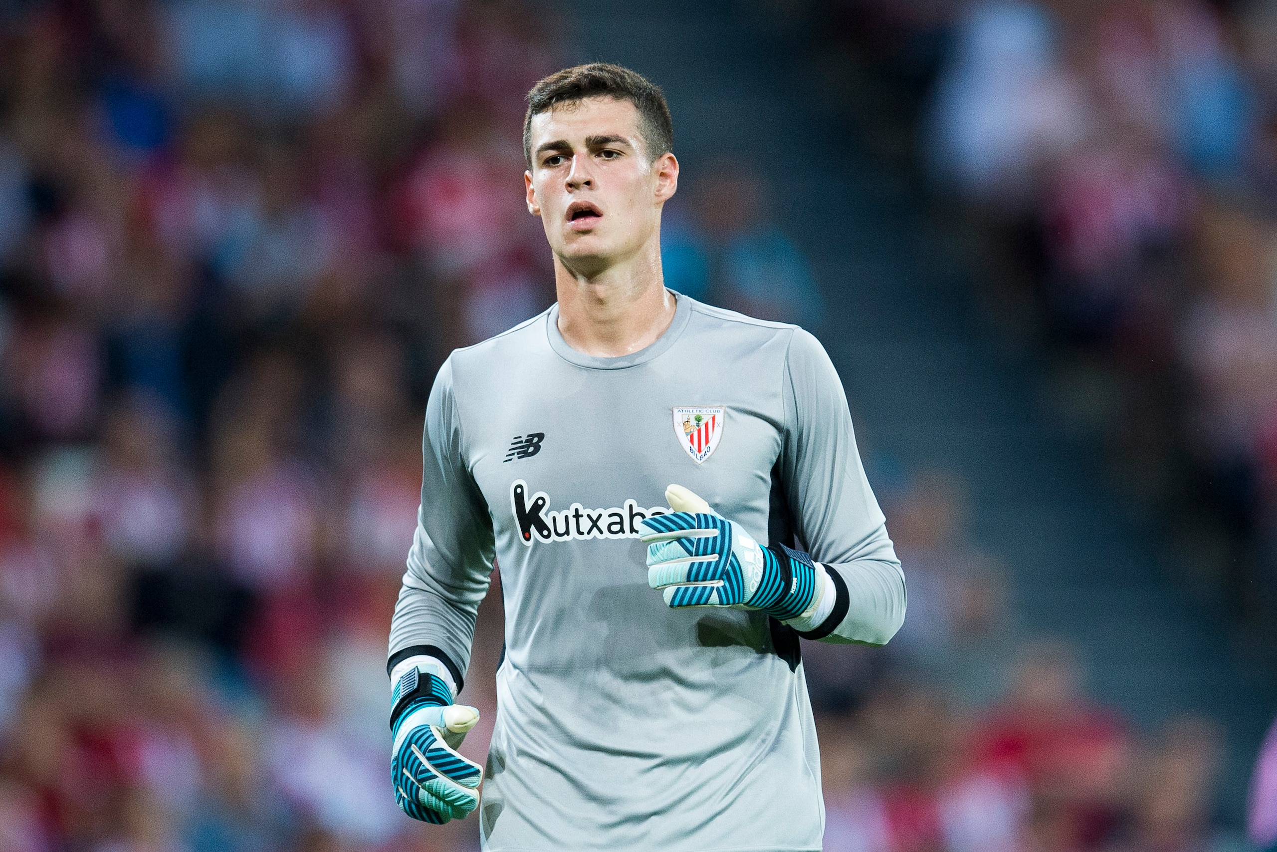 BILBAO, SPAIN - SEPTEMBER 20:  Kepa Arrizabalaga of Athletic Club reacts during the La Liga match between Athletic Club Bilbao and Atletico Madrid at San Mames Stadium on September 20, 2017 in Bilbao, Spain.  (Photo by Juan Manuel Serrano Arce/Getty Image