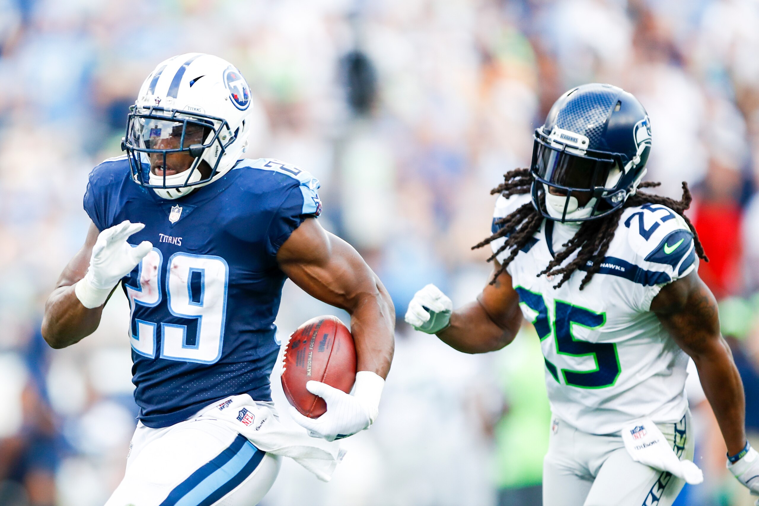 NASHVILLE, TN - SEPTEMBER 24: Running Back Demarco Murray  #29 of the Tennessee Titans runs the ball against the Seattle Seahawks at Nissan Stadium on September 24, 2017 in Nashville, Tennessee. (Photo by Wesley Hitt/Getty Images)