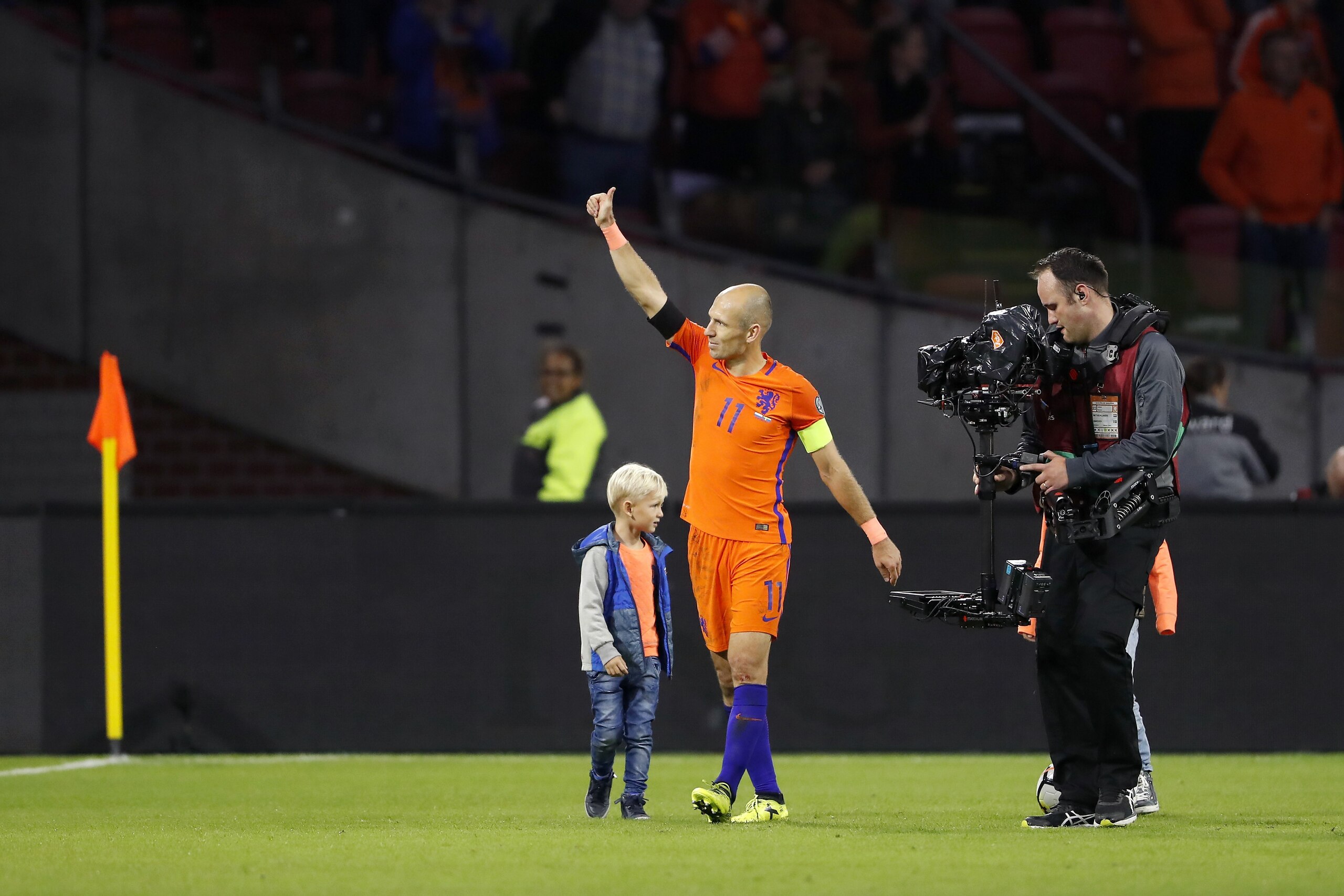 (L-R)  Kai Robben, Arjen Robben of Holland, Luka Robben during the FIFA World Cup 2018 qualifying match between The Netherlands and Sweden at the Amsterdam Arena on October 10, 2017 in Amsterdam, The Netherlands(Photo by VI Images via Getty Images)