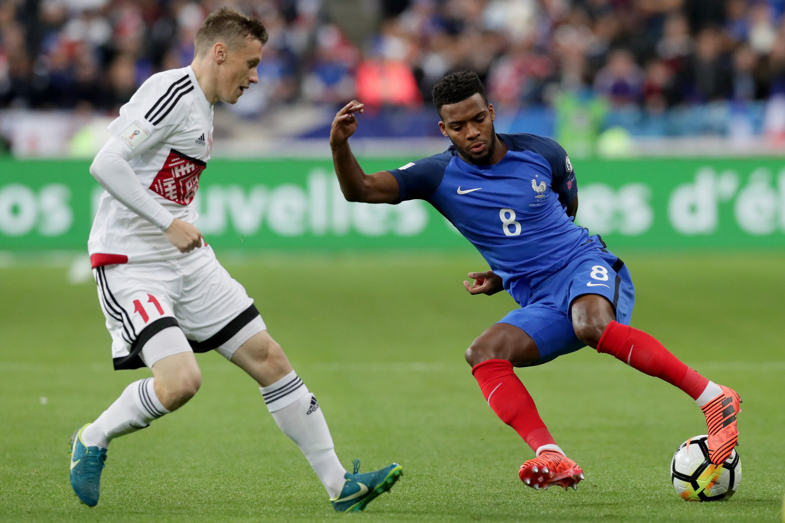 PARIS, FRANCE - OCTOBER 10:  Thomas Lemar of France in action during the FIFA 2018 World Cup Qualifier between France and Belarus at Stade de France on October 10, 2017 in Paris, .  (Photo by Romain Perrocheau/Getty Images)