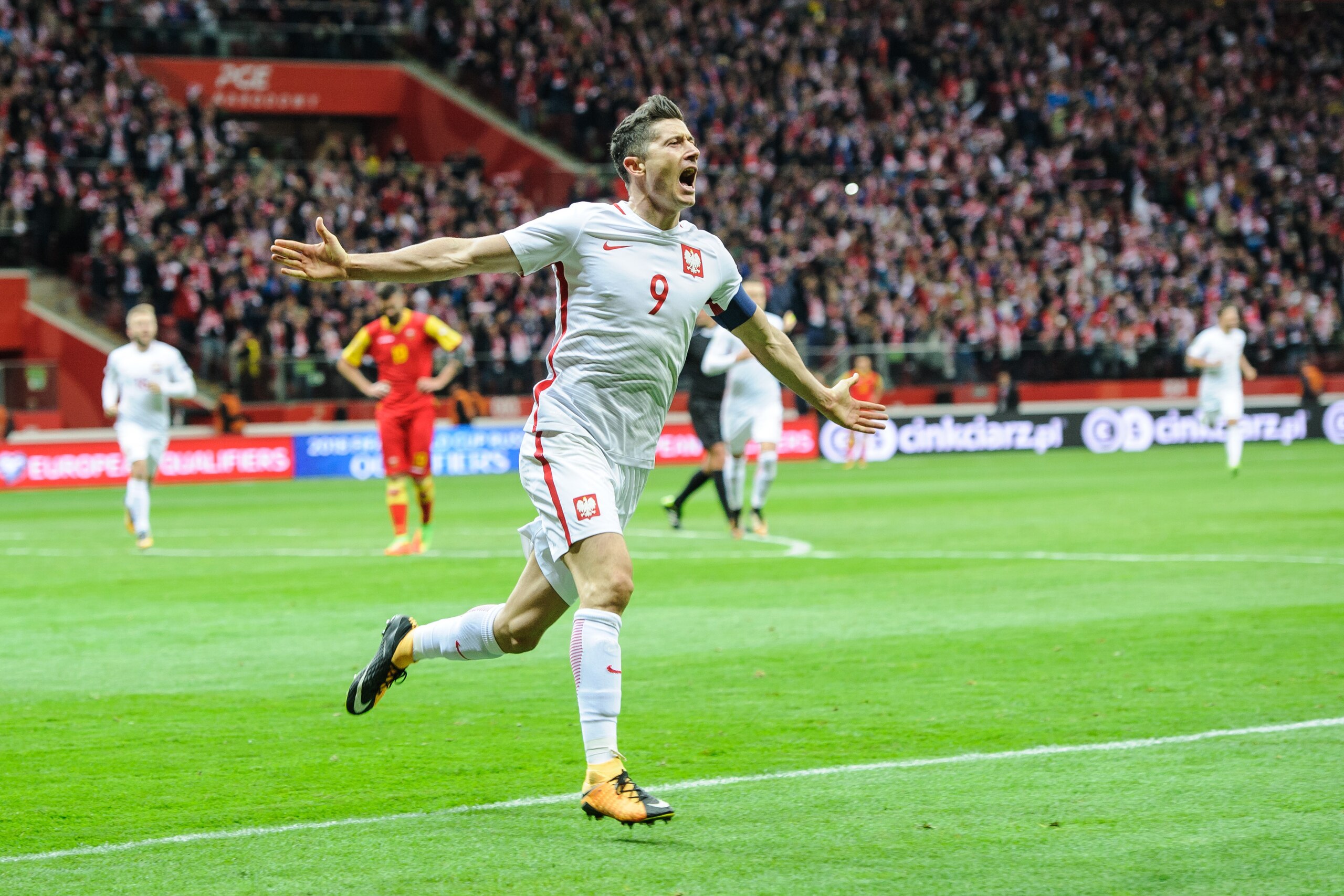 WARSAW, POLAND - OCTOBER 08: Robert Lewandowski celebration during the FIFA 2018 World Cup Qualifier between Poland and Montenegro on October 8, 2017 in Warsaw, Poland. (Photo by Rafal Oleksiewicz/PressFocus/MB Media/Getty Images) WARSAW, POLAND - OCTOBER 08: Robert Lewandowski celebration during the FIFA 2018 World Cup Qualifier between Poland and Montenegro on October 8, 2017 in Warsaw, Poland. (Photo by Rafal Oleksiewicz/PressFocus/MB Media/Getty Images)
