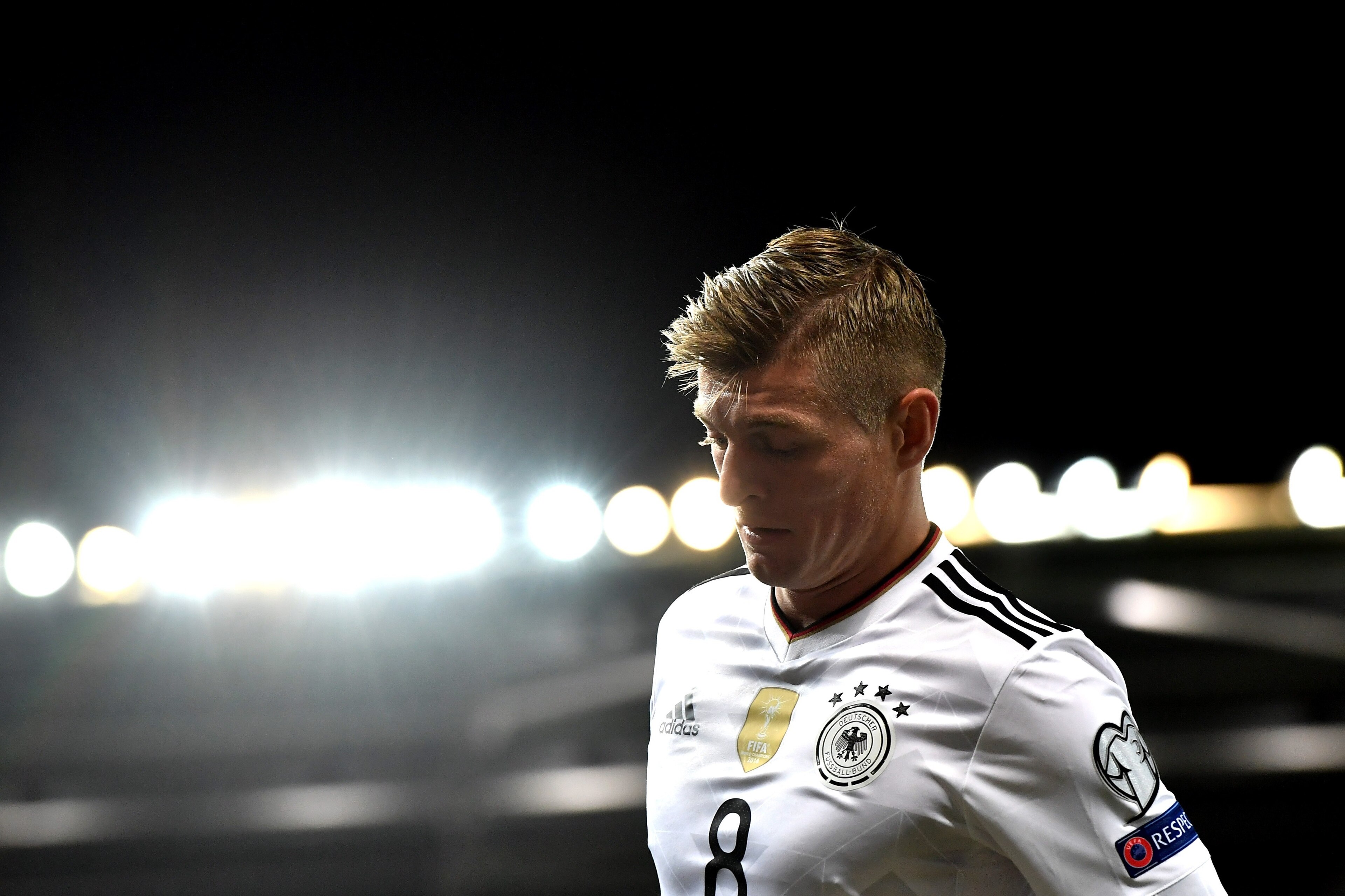 BELFAST, NORTHERN IRELAND - OCTOBER 05: Toni Kroos of Germany during the FIFA 2018 World Cup Qualifier between Northern Ireland and Germany at Windsor Park on October 5, 2017 in Belfast, Northern Ireland. (Photo by Charles McQuillan/Getty Images) BELFAST, NORTHERN IRELAND - OCTOBER 05: Toni Kroos of Germany during the FIFA 2018 World Cup Qualifier between Northern Ireland and Germany at Windsor Park on October 5, 2017 in Belfast, Northern Ireland. (Photo by Charles McQuillan/Getty Images)