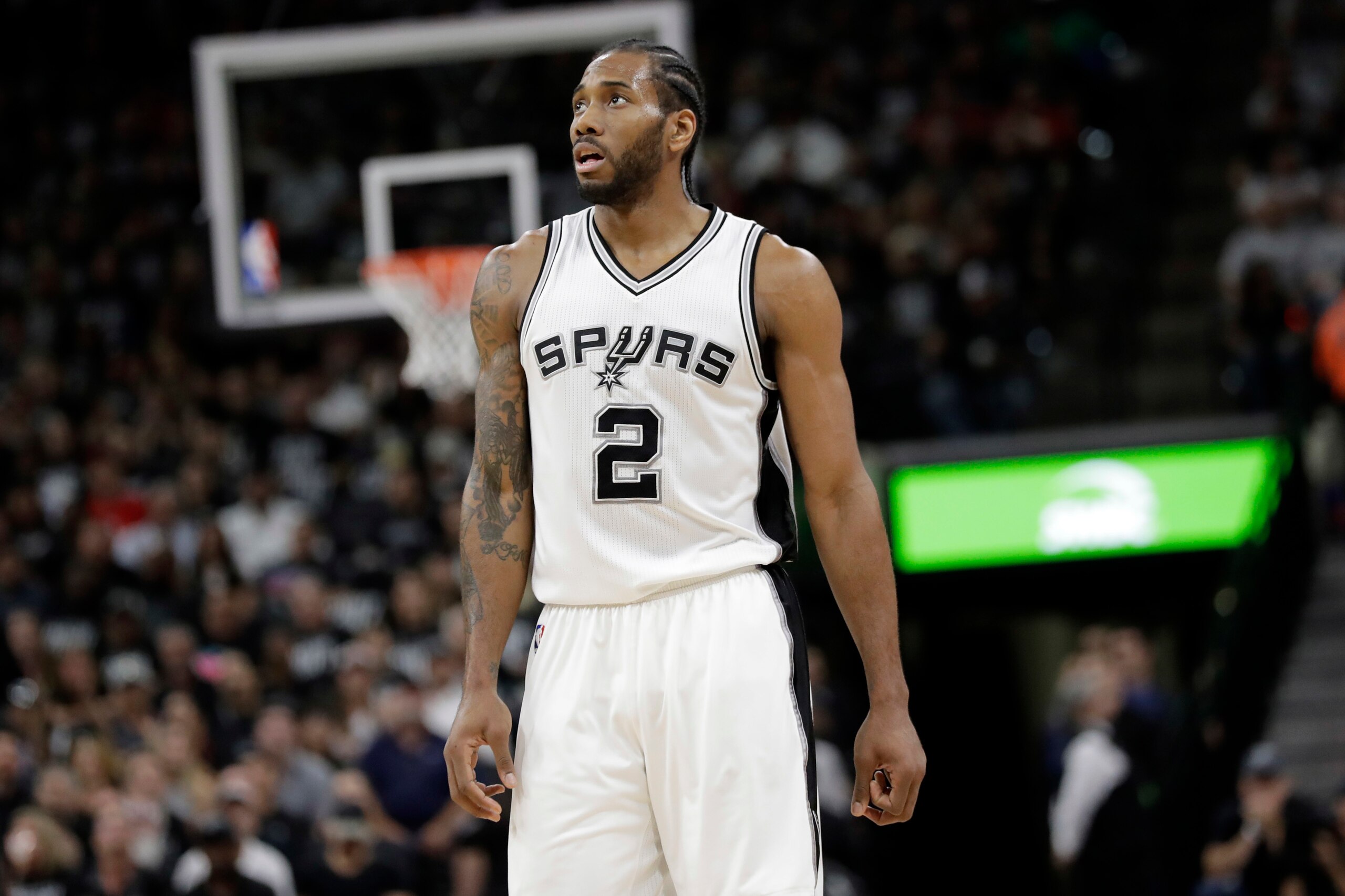 Brandon Graham compares himself to San Antonio Spurs star Kawhi Leonard.
