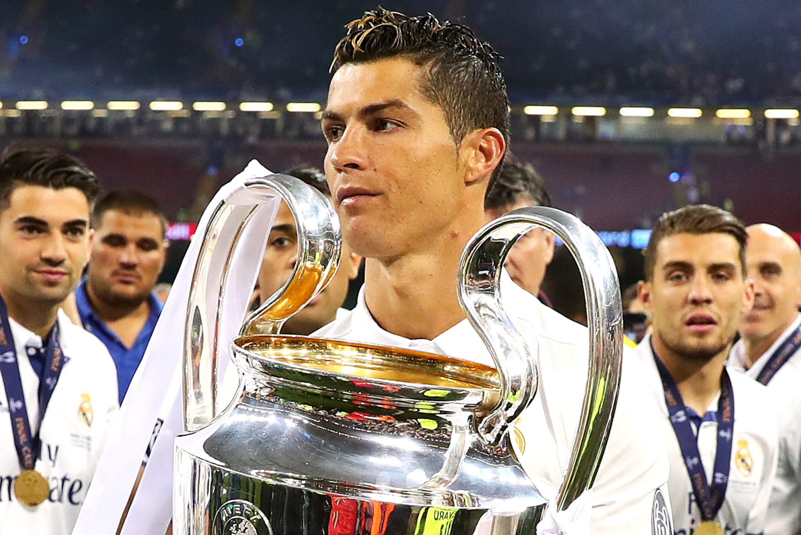 CARDIFF, WALES - JUNE 03: Cristiano Ronaldo of Real Madrid holds the trophy following the UEFA Champions League Final match between Juventus and Real Madrid at the National Stadium of Wales on June 3, 2017 in Cardiff, Wales. (Photo by Chris Brunskill Ltd/