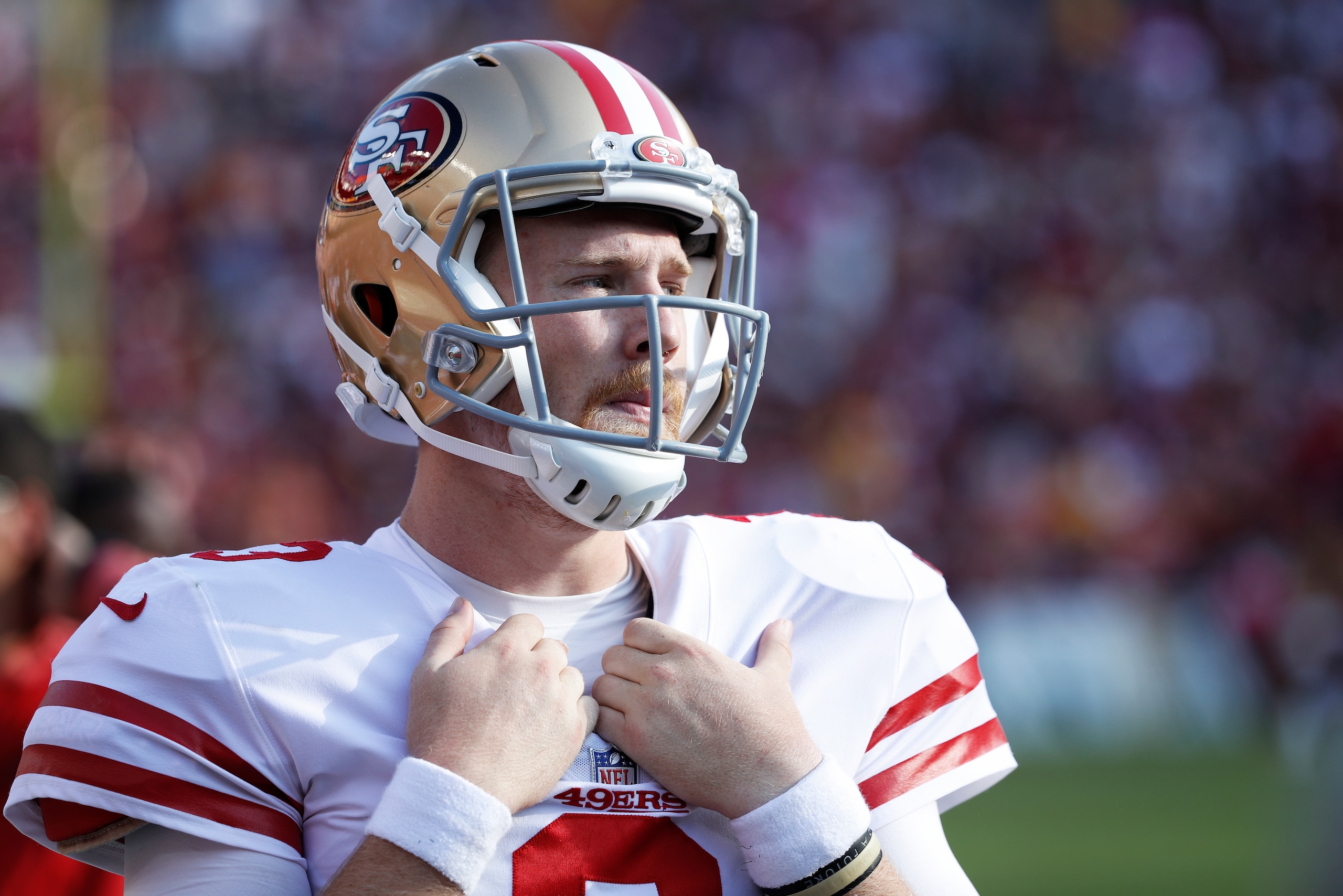 LANDOVER, MD - OCTOBER 15: C.J. Beathard #3 of the San Francisco 49ers looks on during a game against the Washington Redskins at FedEx Field on October 15, 2017 in Landover, Maryland. The Redskins won 26-24. (Photo by Joe Robbins/Getty Images)