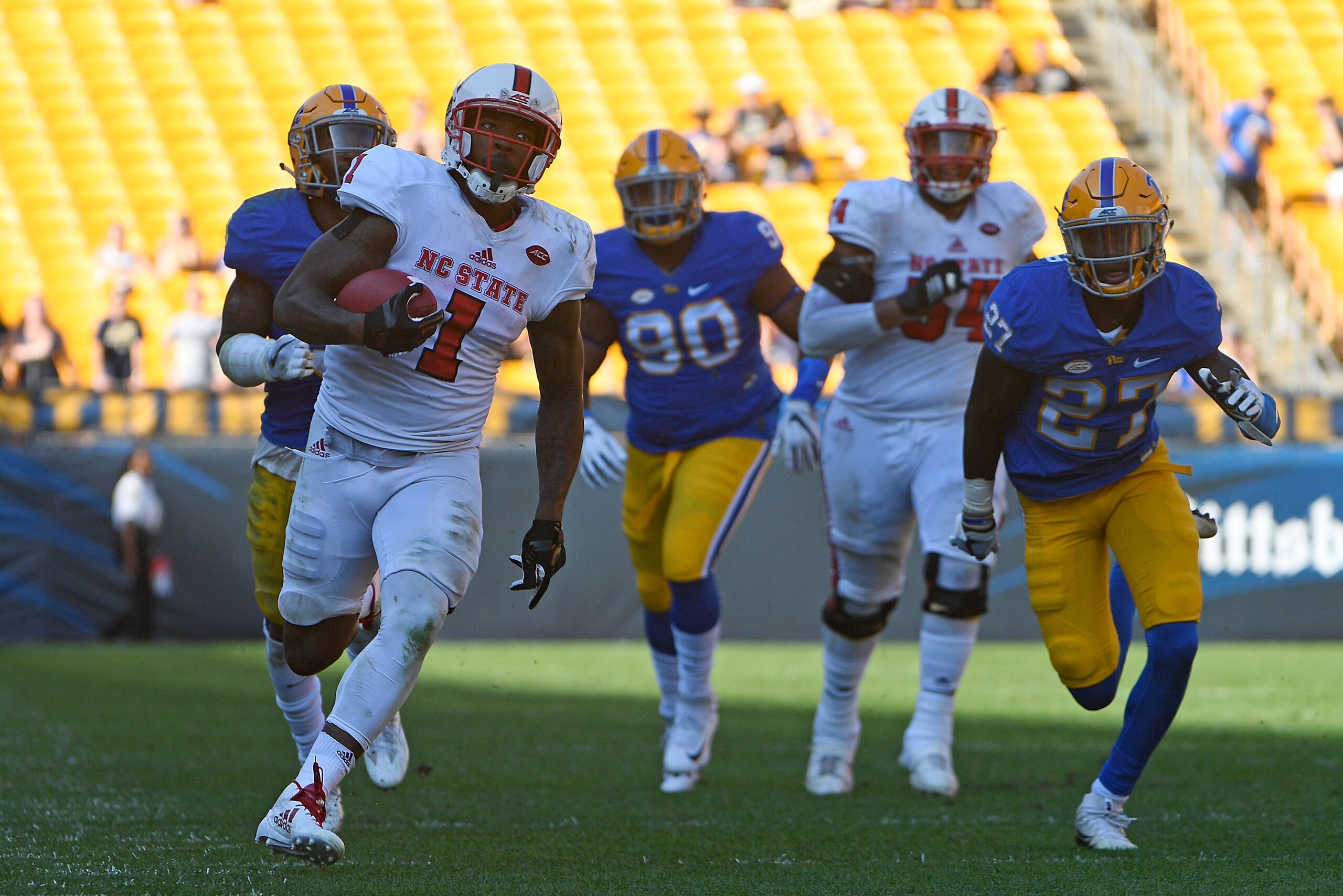 PITTSBURGH, PA - OCTOBER 14: Jaylen Samuels #1 of the North Carolina State Wolfpack rushes for a 40 yard touchdown in the second half during the game against the Pittsburgh Panthers at Heinz Field on October 14, 2017 in Pittsburgh, Pennsylvania. (Photo by
